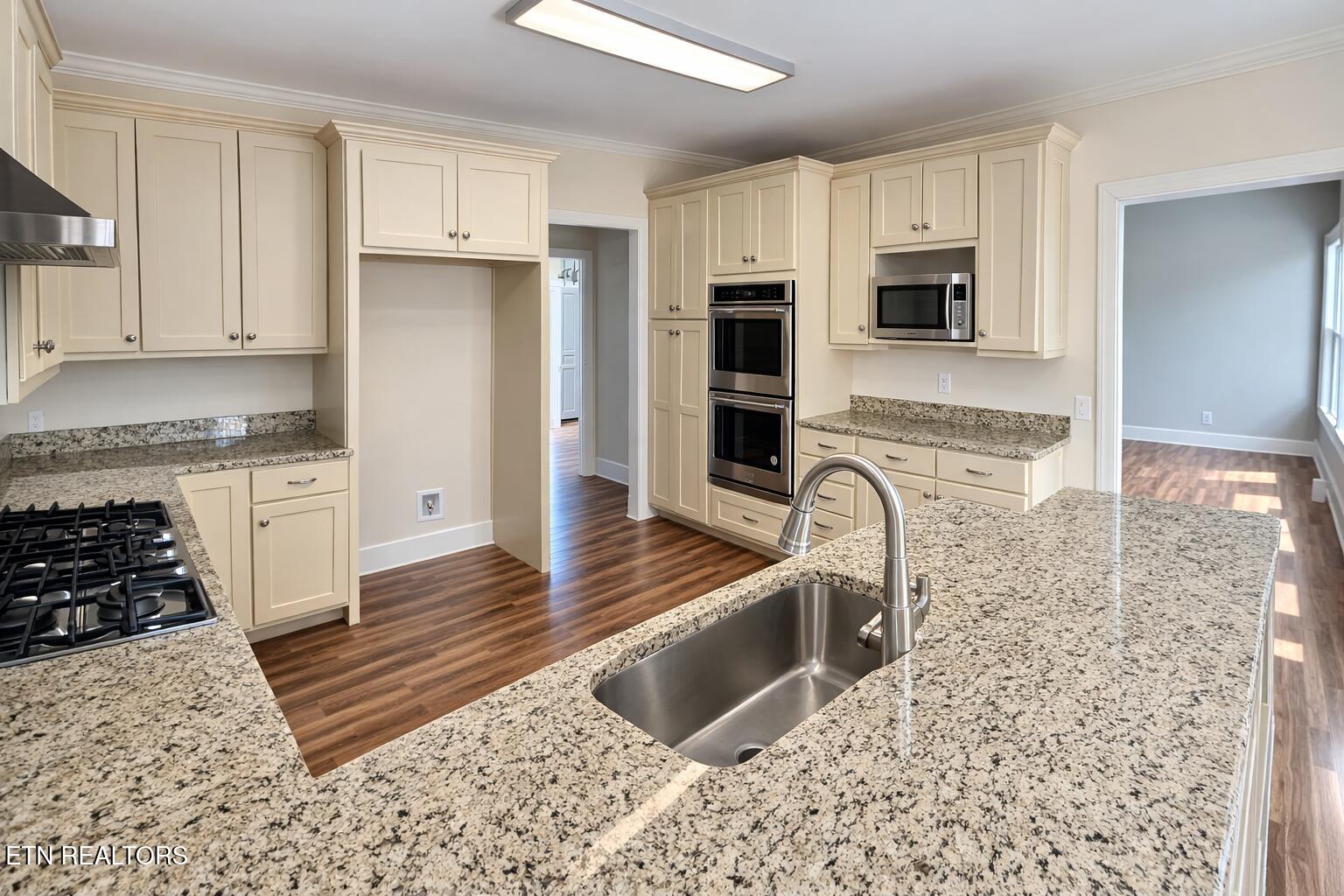 553 Hickory Pointe Lane Maynardville TN 37807