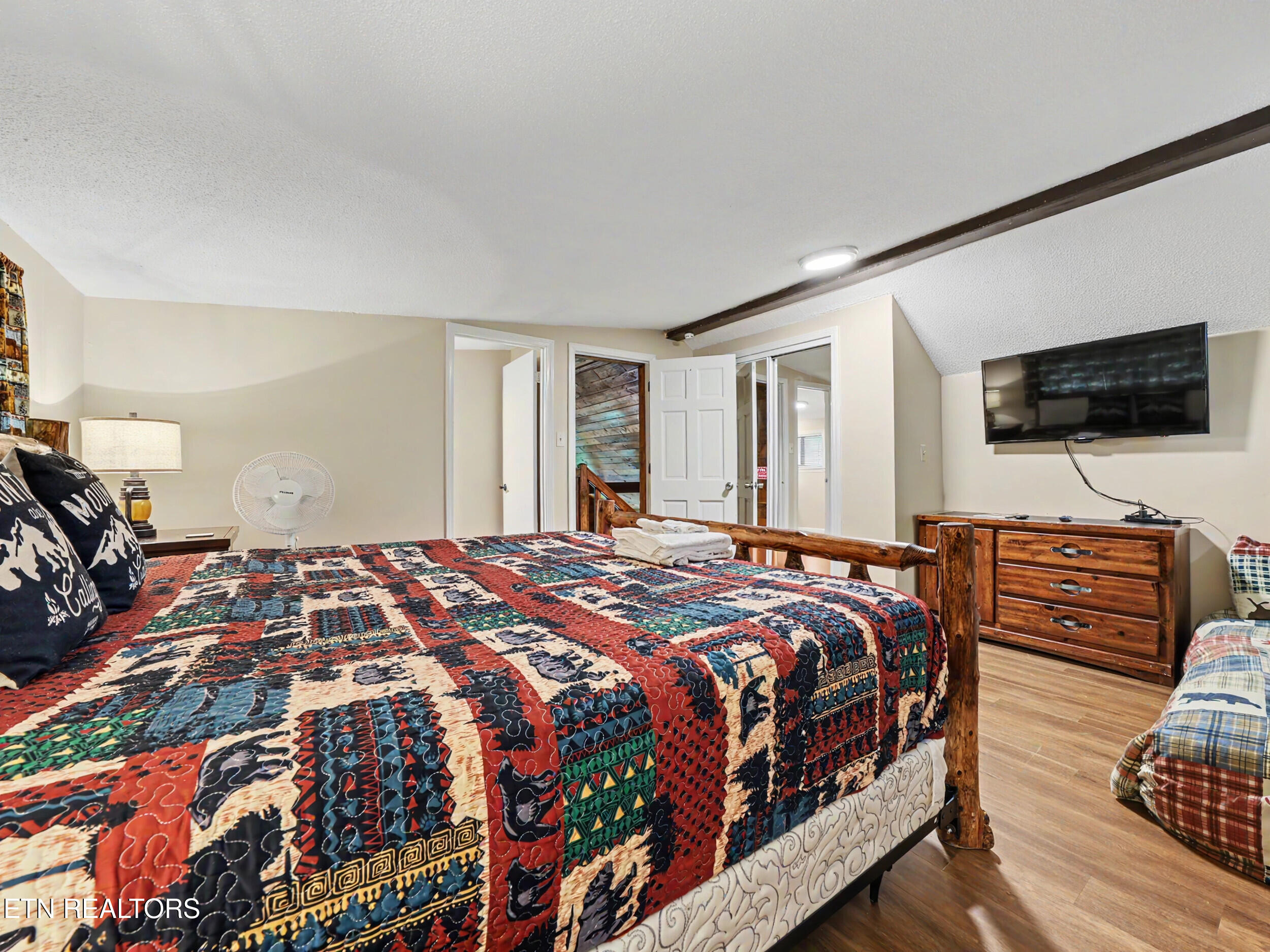 425 Hemlock Lane Sevierville TN 37876