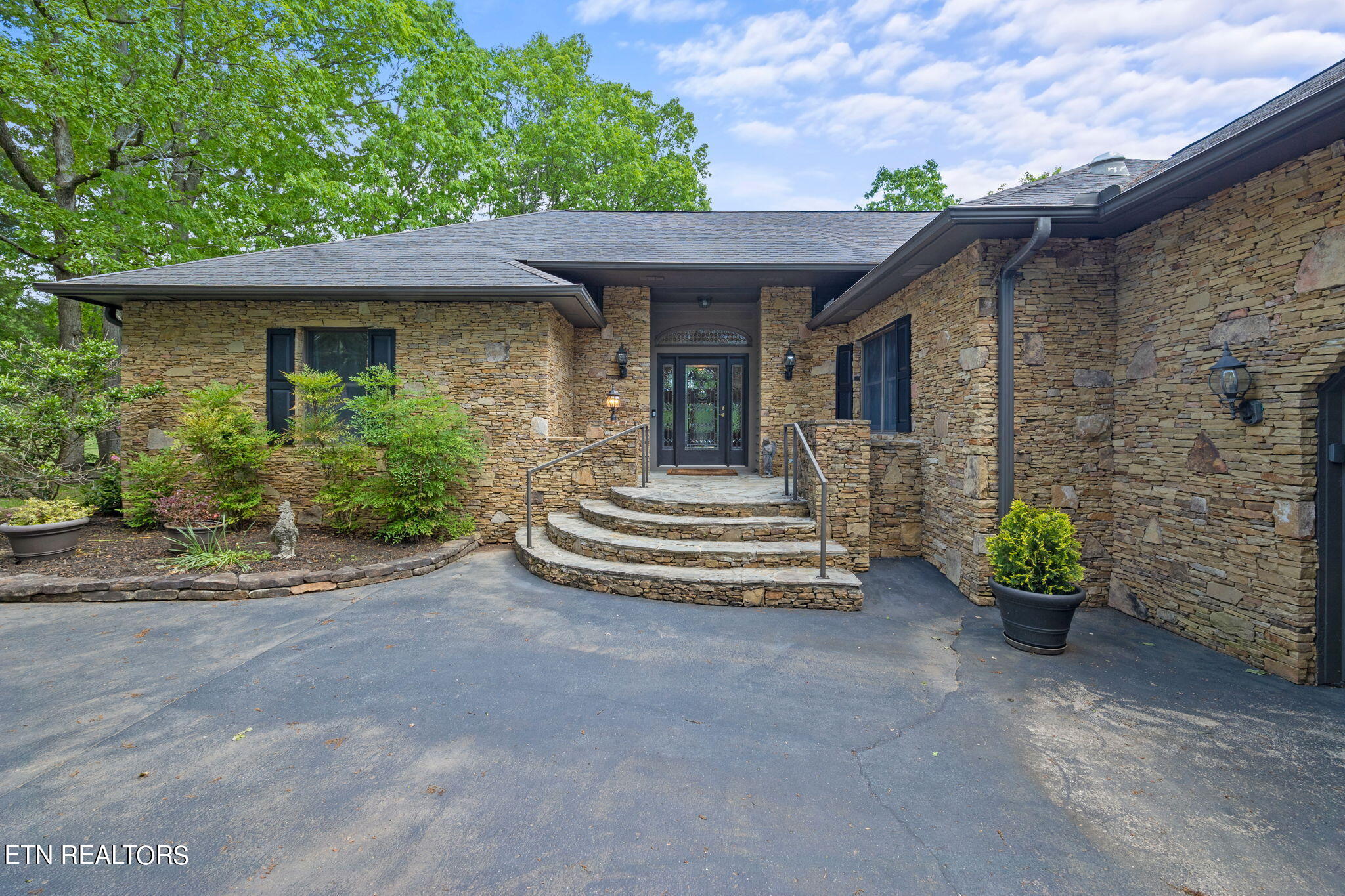 160 Motthaven Drive Crossville TN 38558