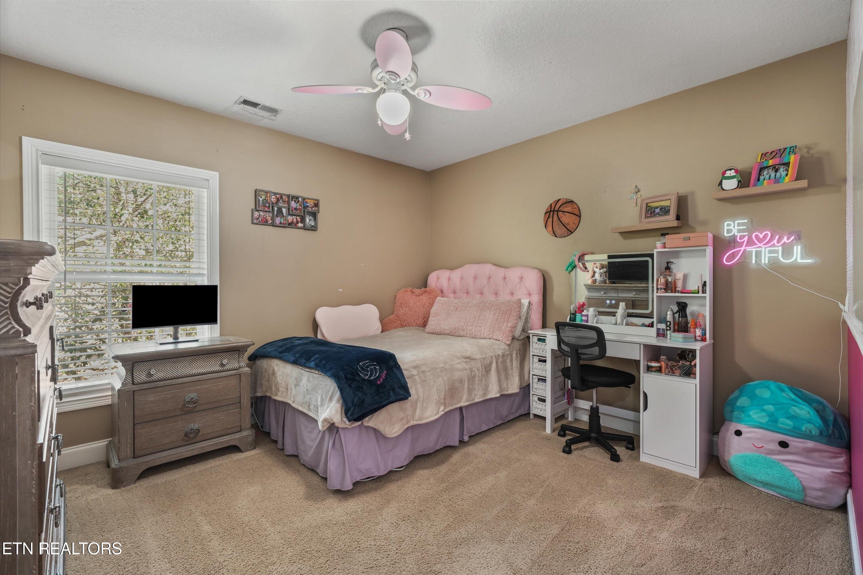 150 Millstone Circle Clinton TN 37716