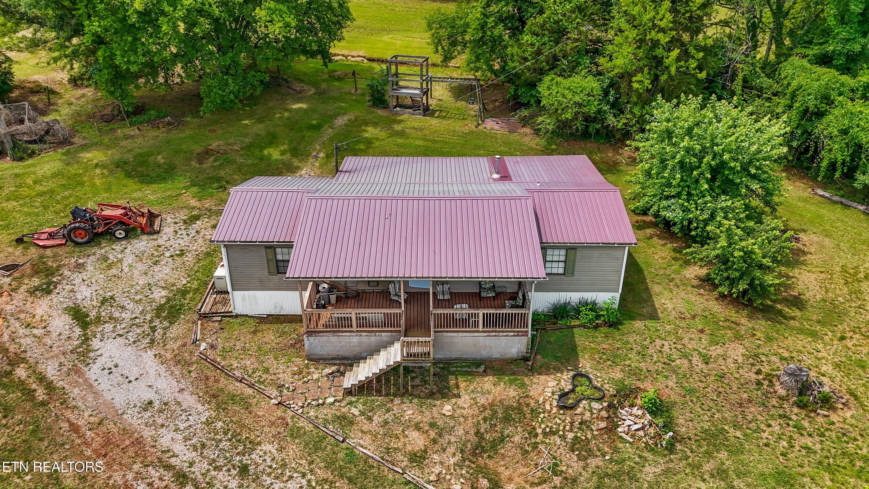 11066 Unitia Road Friendsville TN 37737