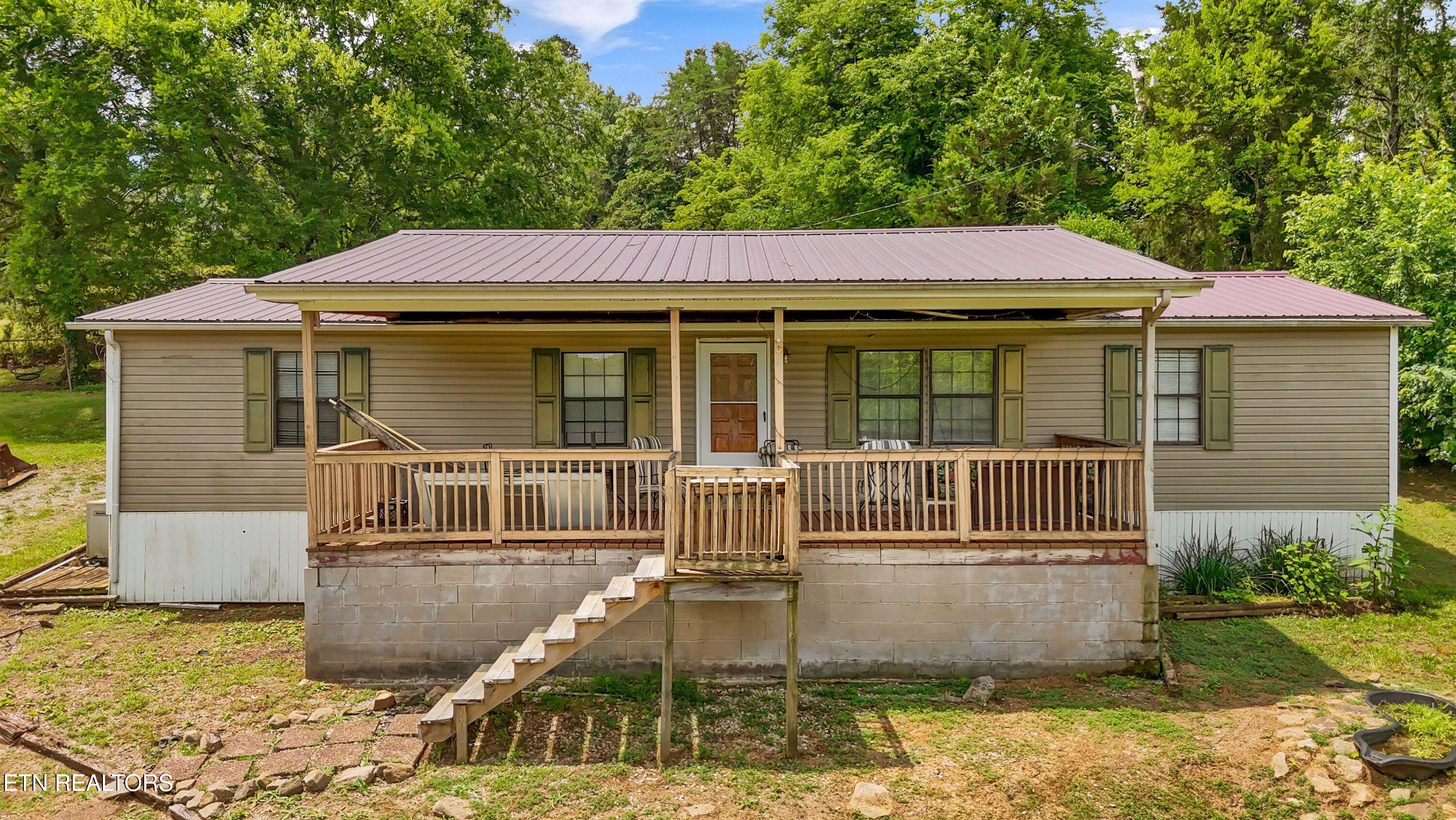 11066 Unitia Road Friendsville TN 37737