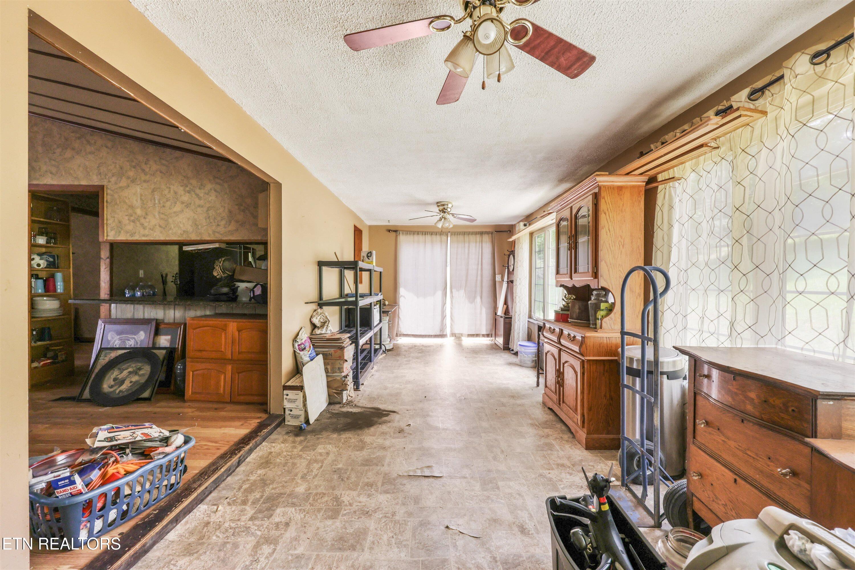 11066 Unitia Road Friendsville TN 37737