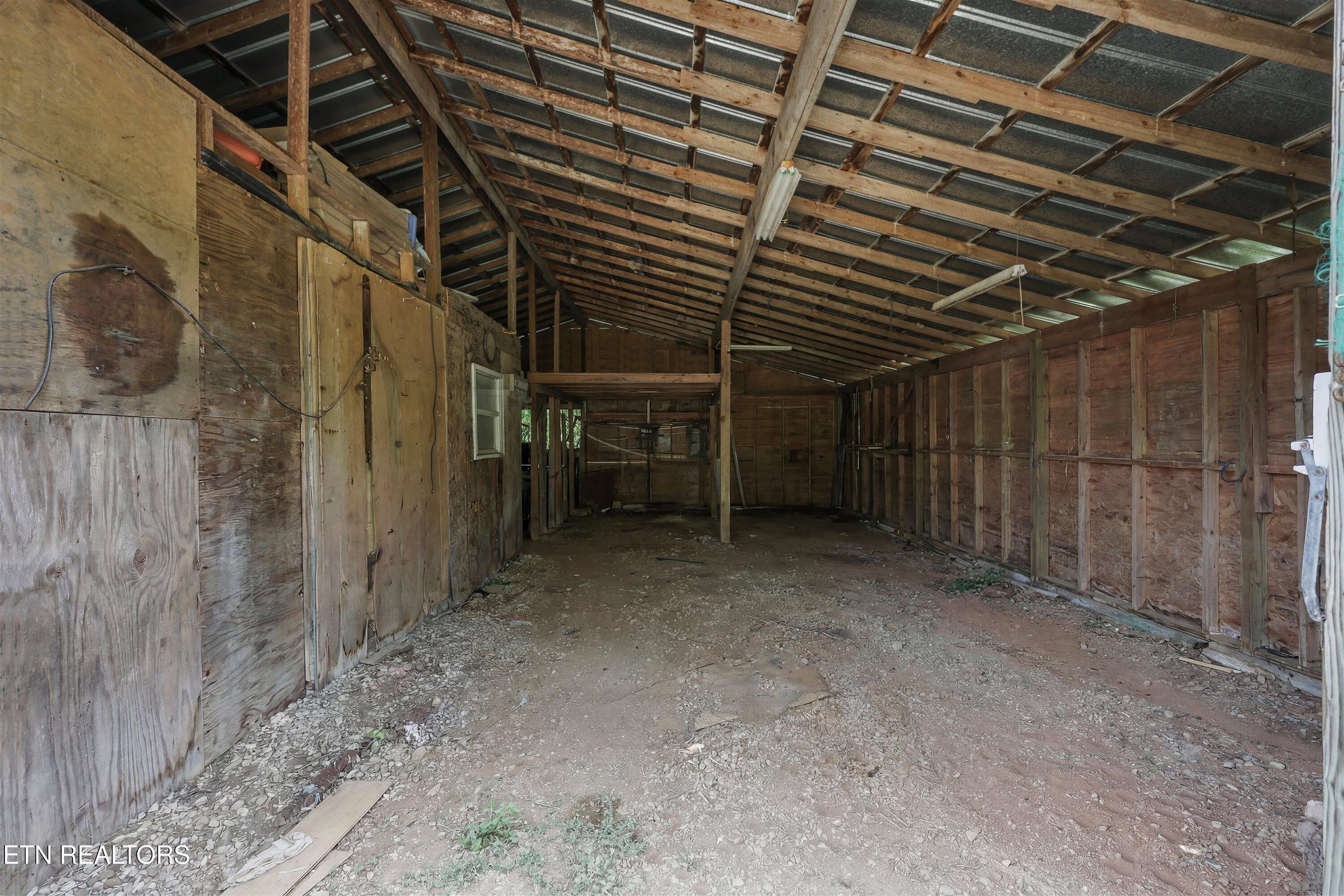 11066 Unitia Road Friendsville TN 37737
