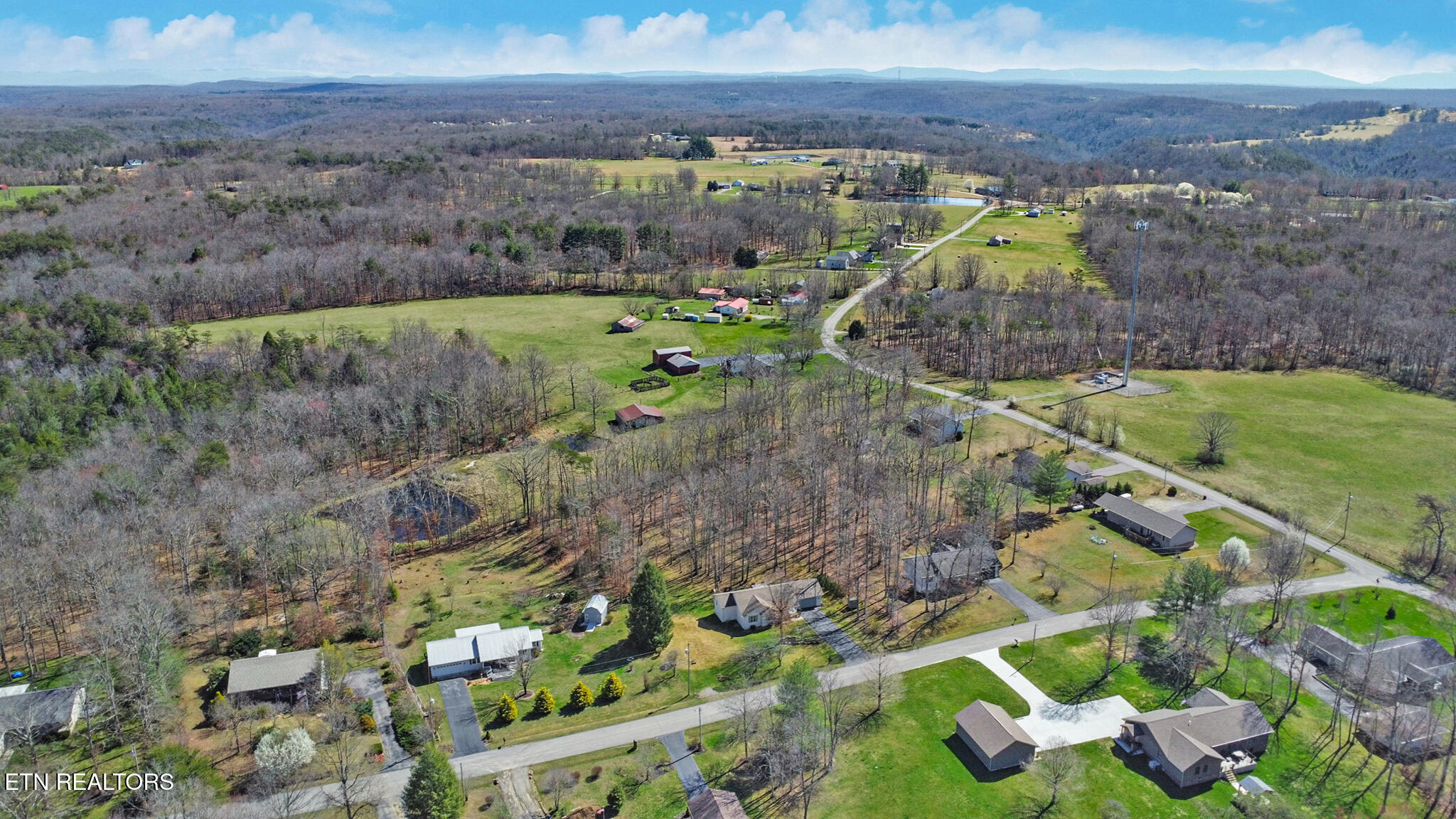82 Scott Creek Road Crossville TN 38571