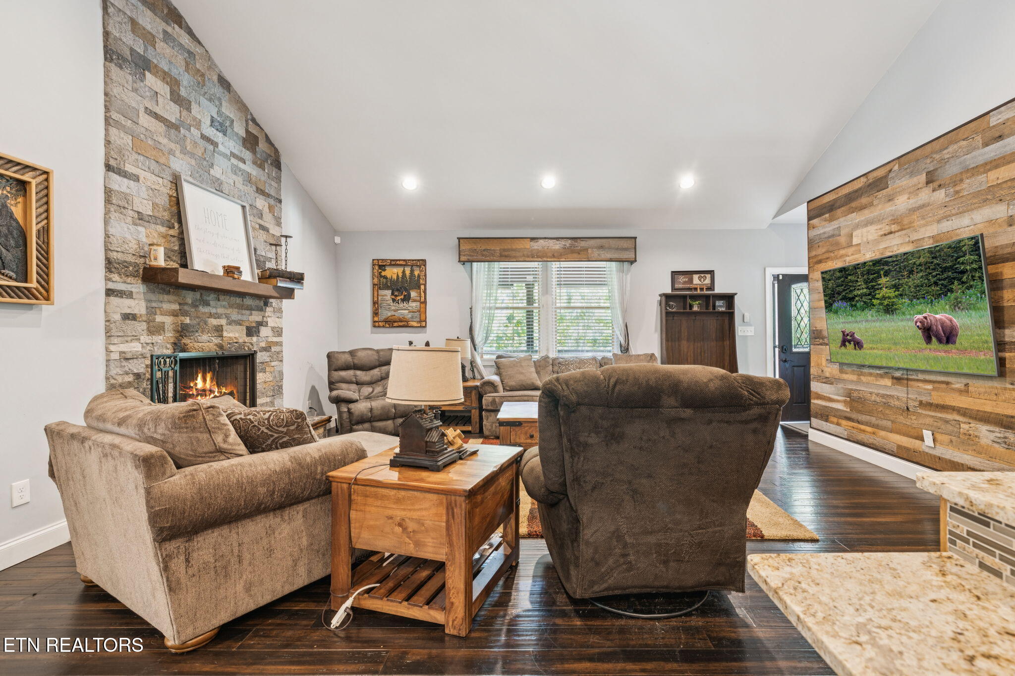 2029 Windy Lane Sevierville TN 37876
