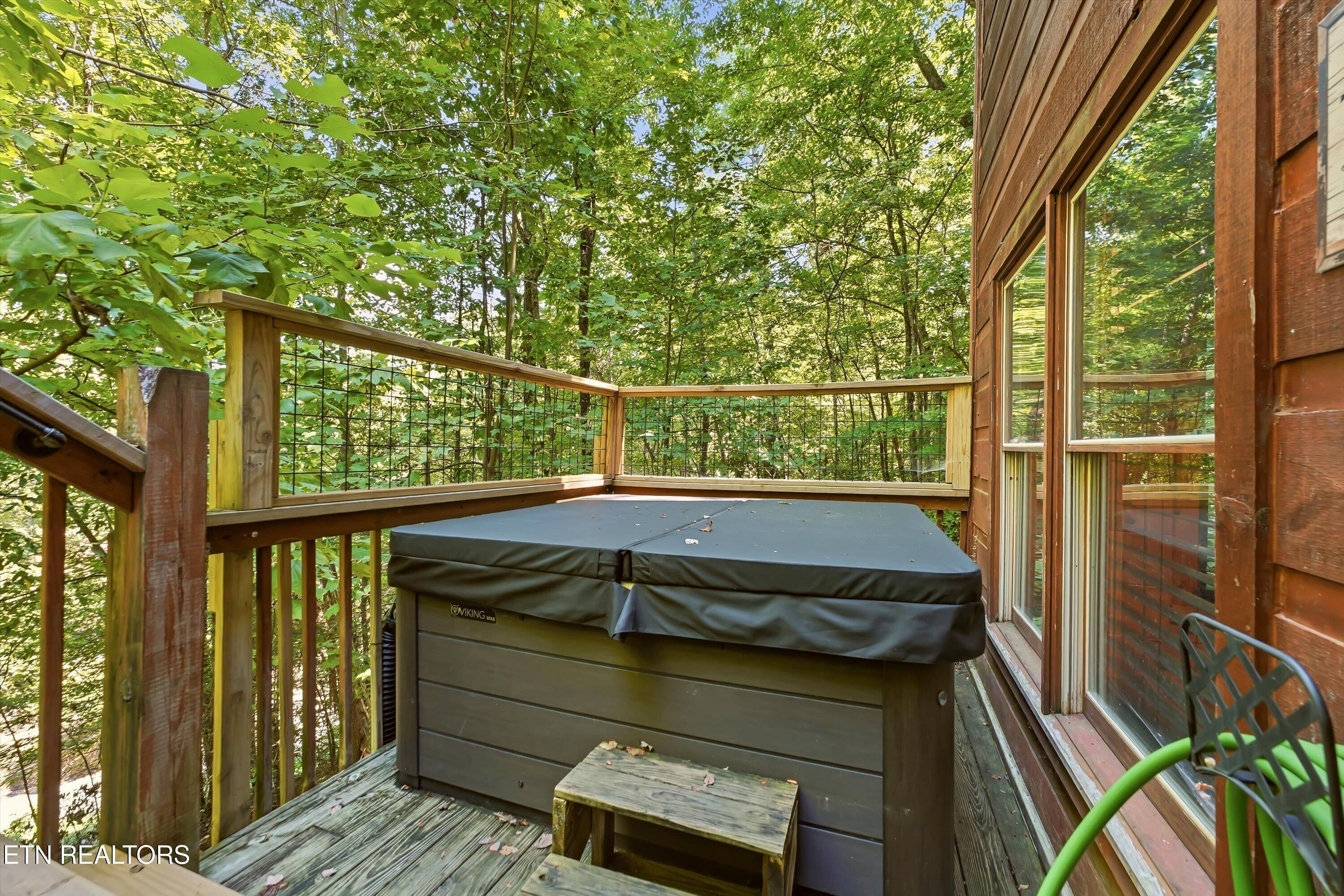 1605 Silver Poplar Lane Sevierville TN 37876