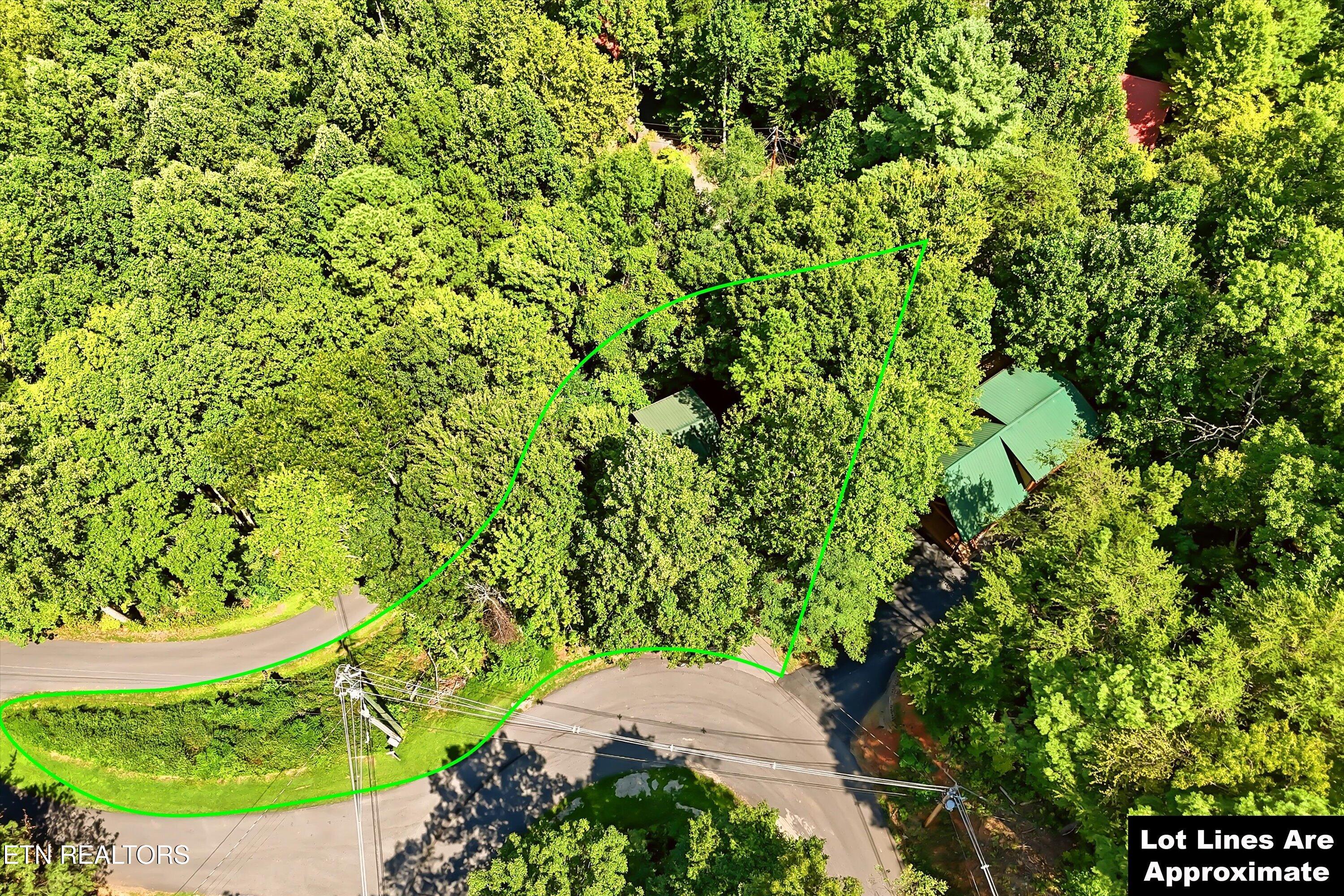 1605 Silver Poplar Lane Sevierville TN 37876
