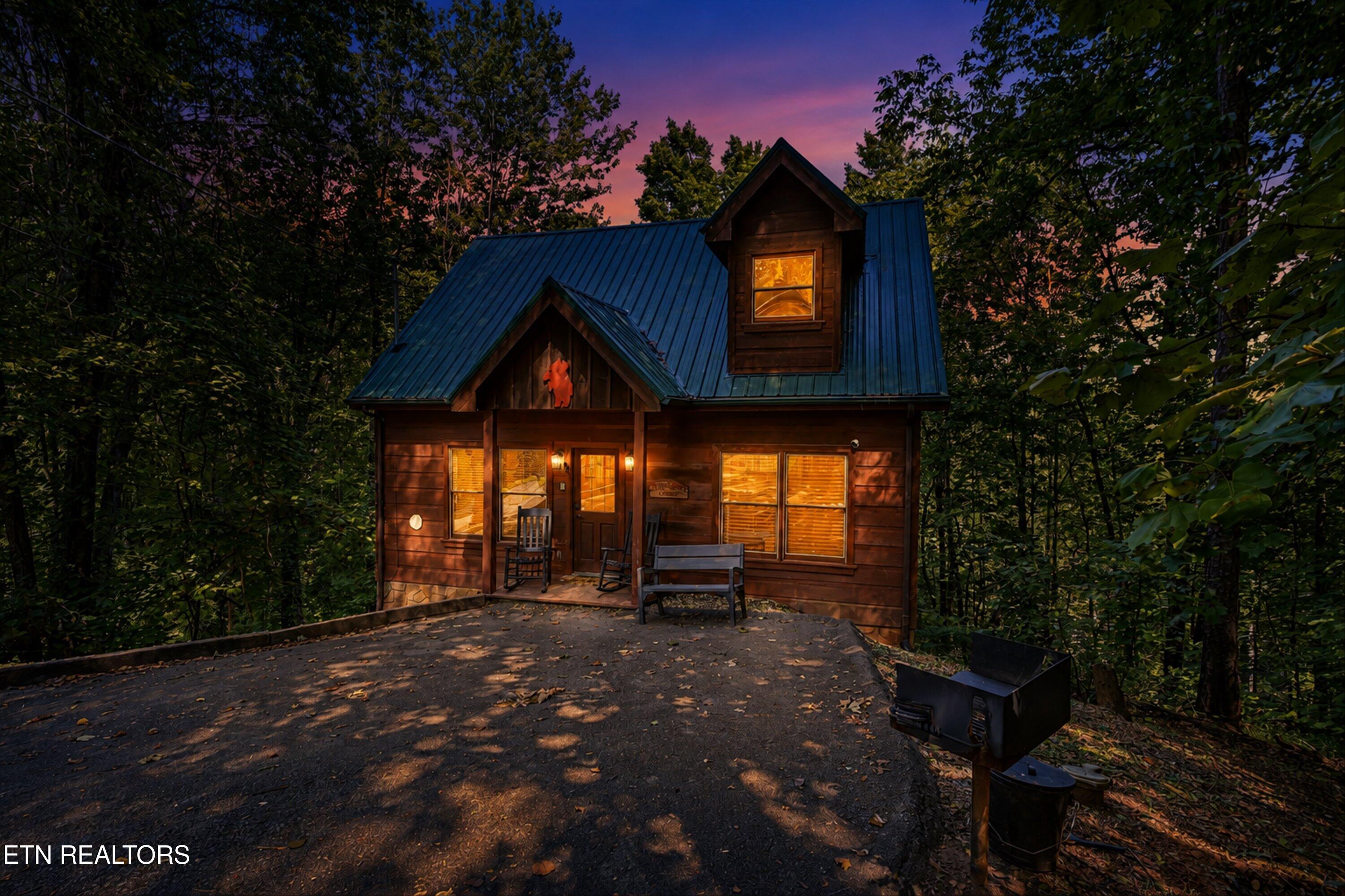 1605 Silver Poplar Lane Sevierville TN 37876