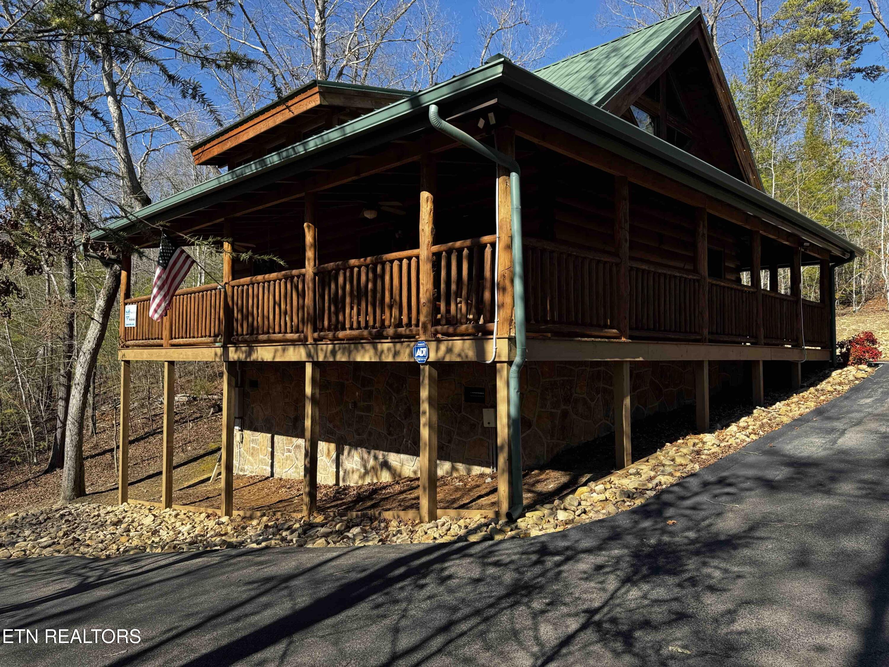 2738 Murray Ridge Road Sevierville TN 37876