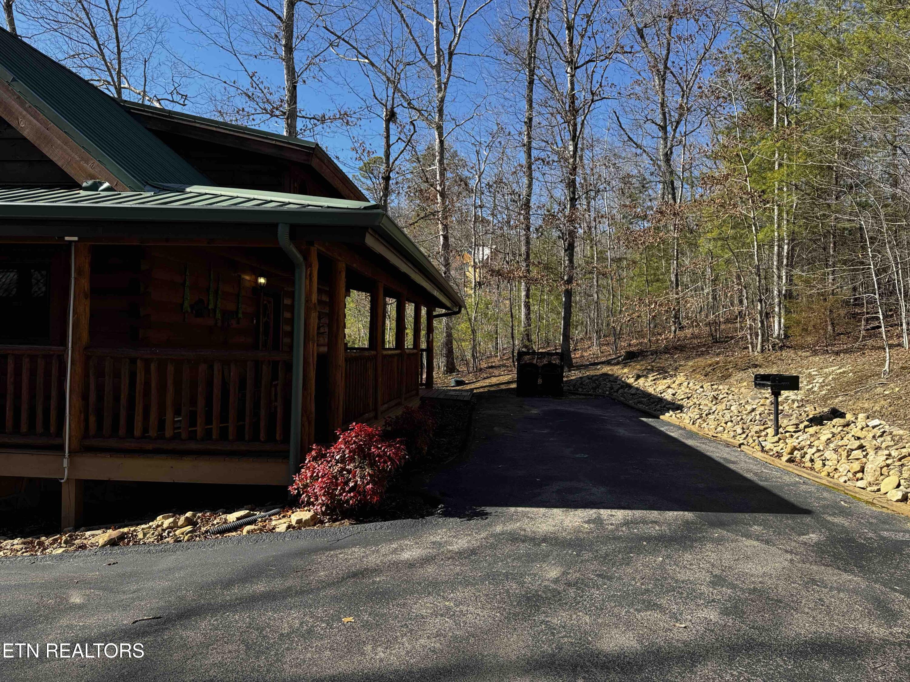 2738 Murray Ridge Road Sevierville TN 37876