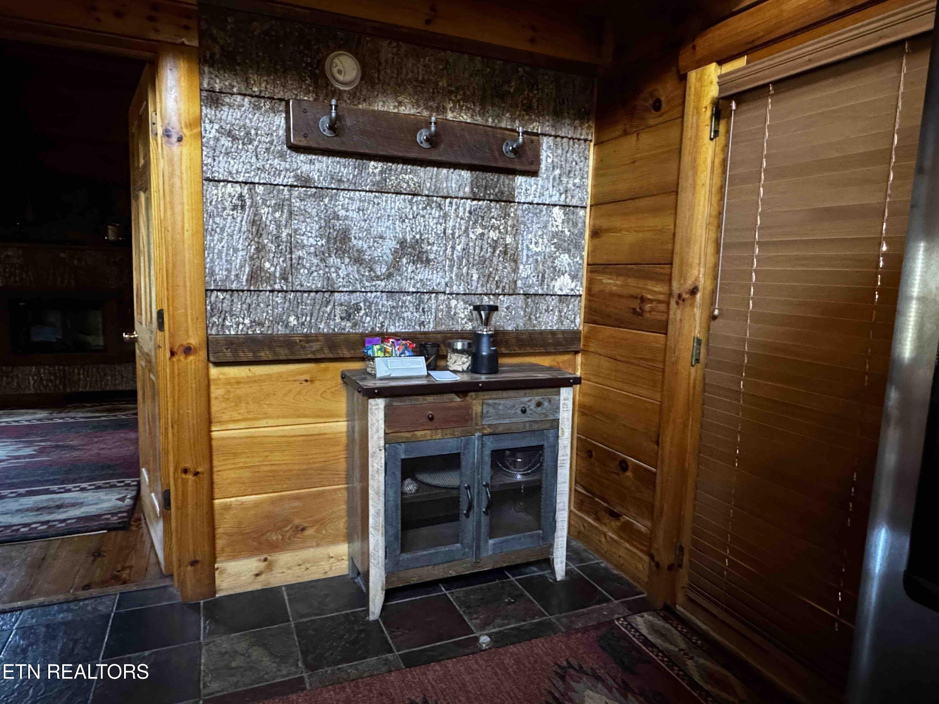2738 Murray Ridge Road Sevierville TN 37876