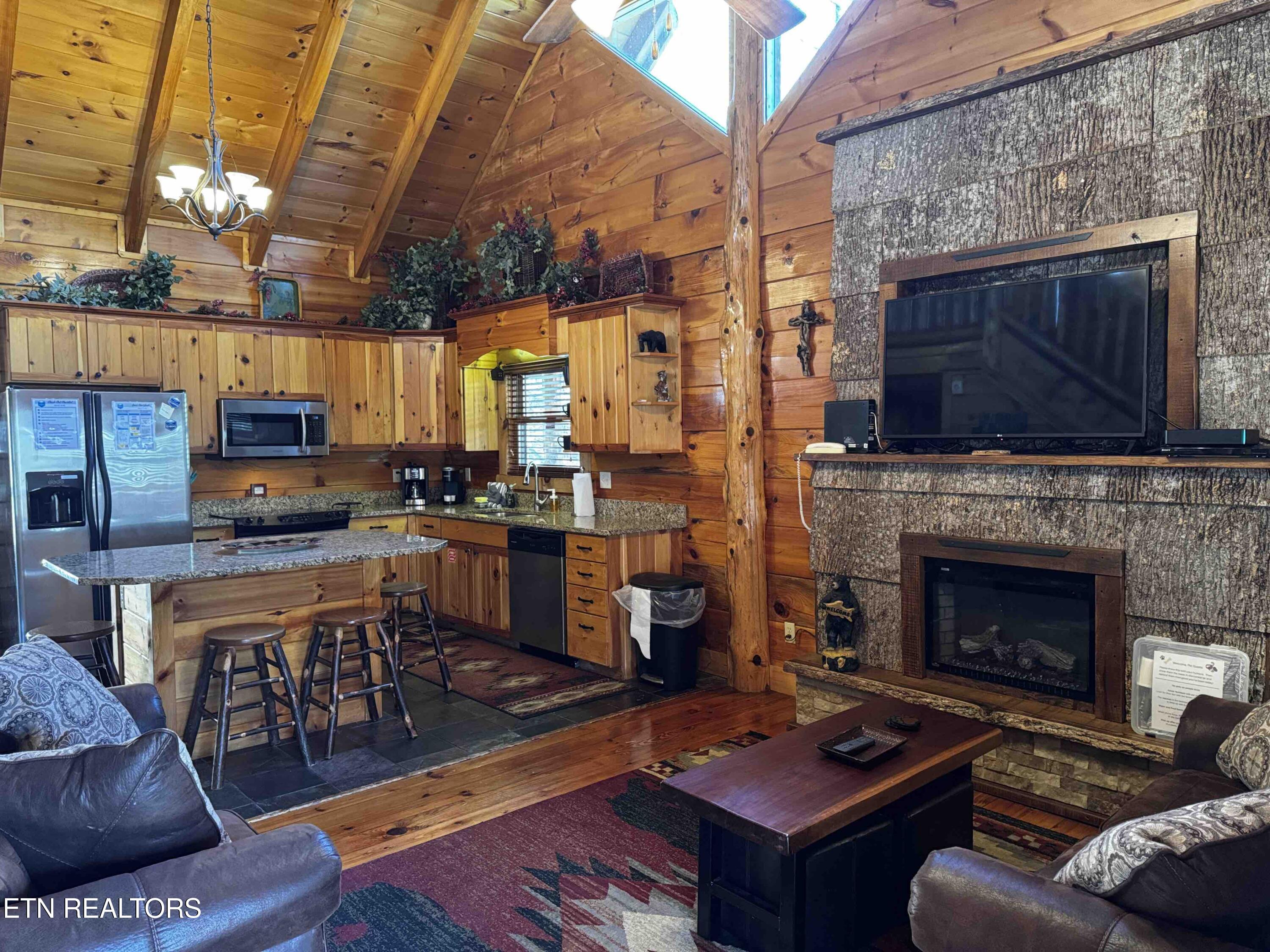 2738 Murray Ridge Road Sevierville TN 37876