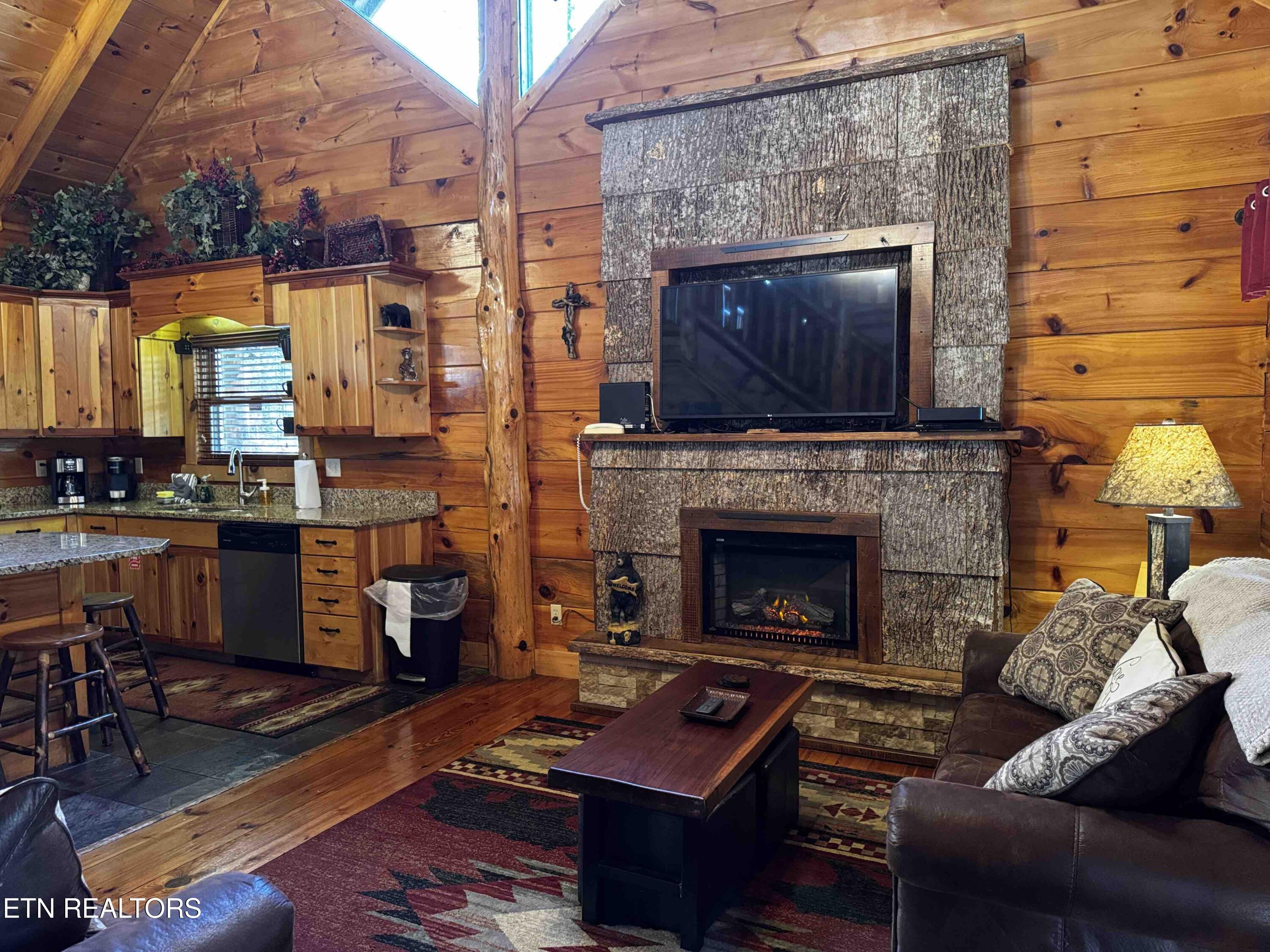 2738 Murray Ridge Road Sevierville TN 37876