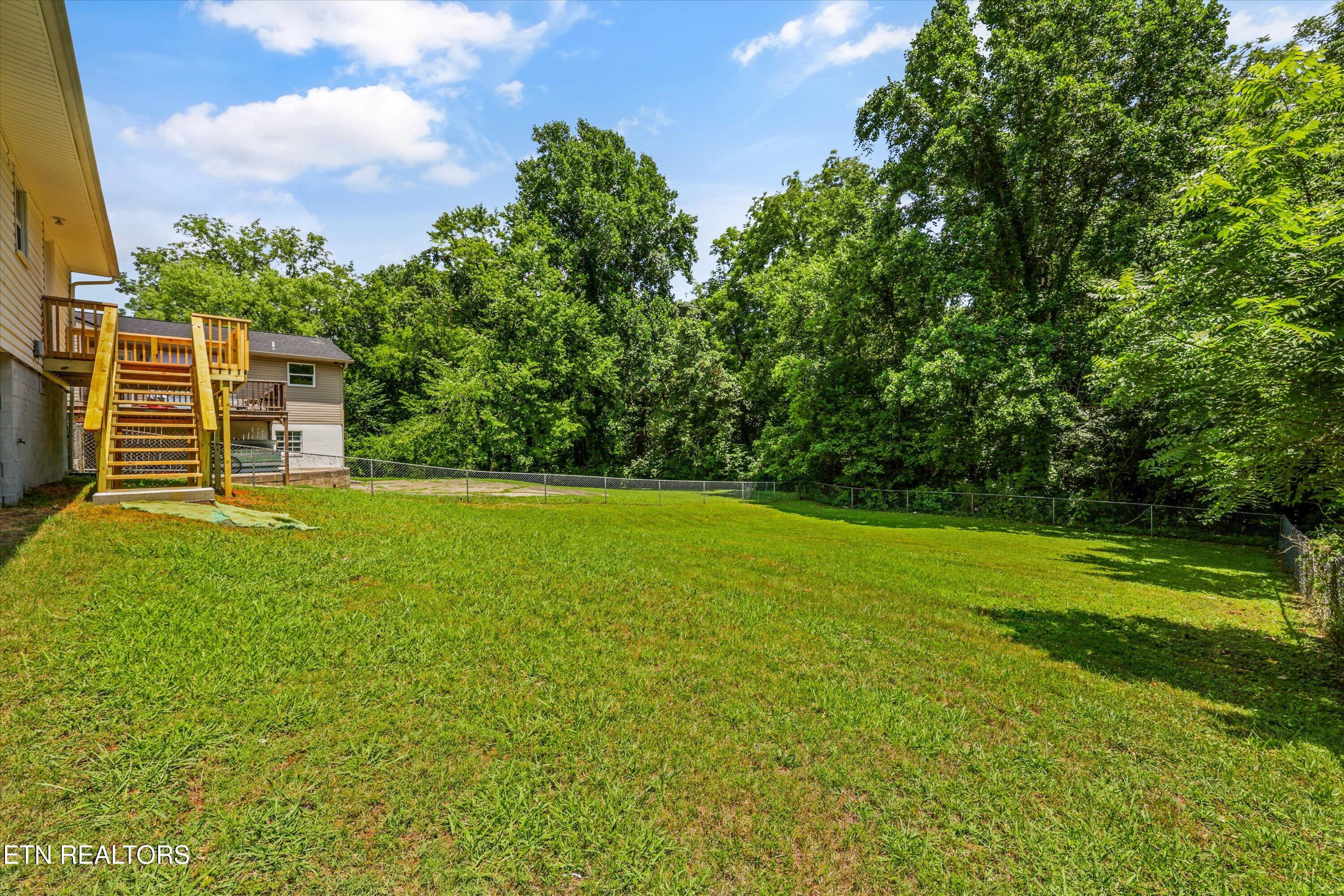1102 Brookside Avenue Maryville TN 37804