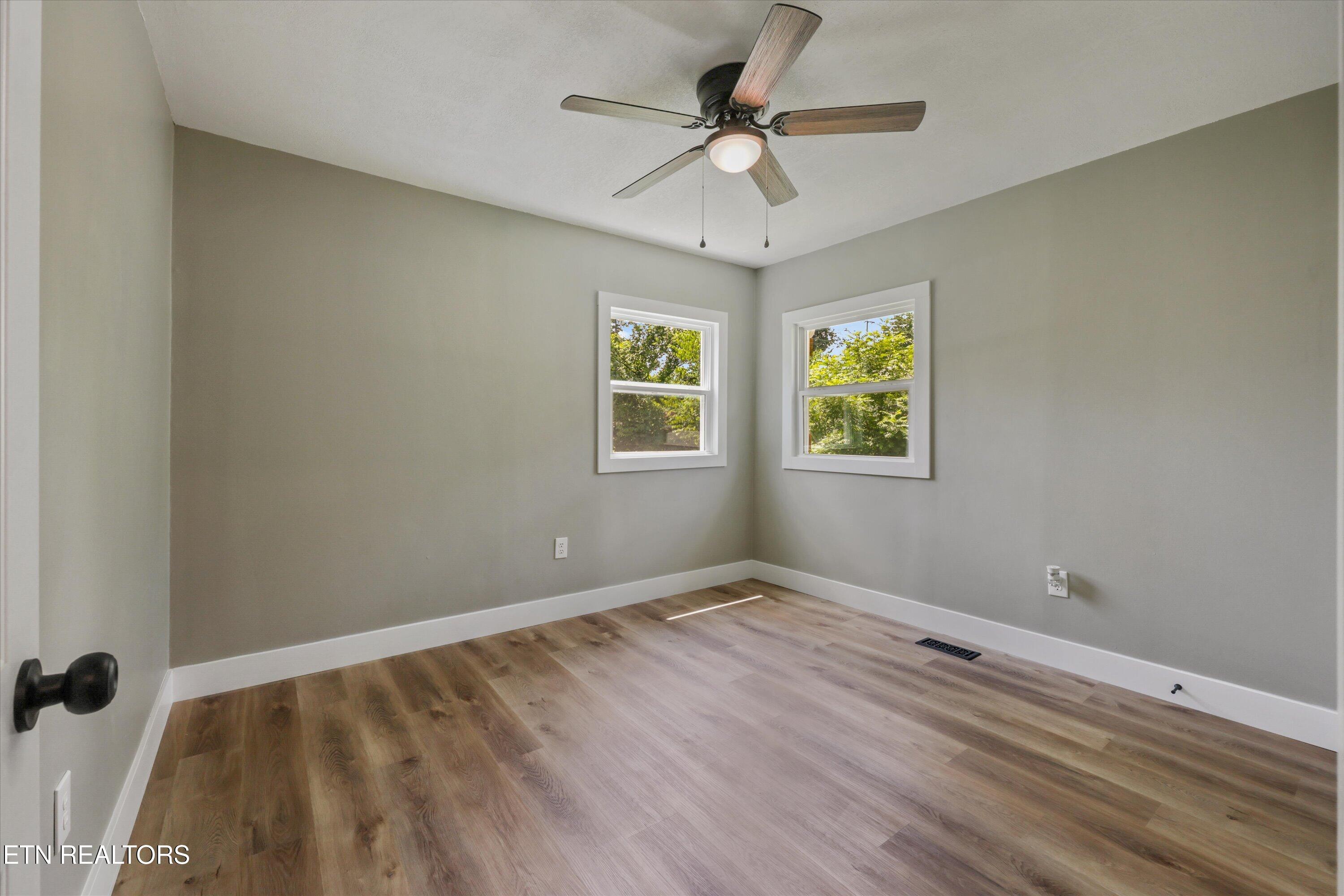 1102 Brookside Avenue Maryville TN 37804
