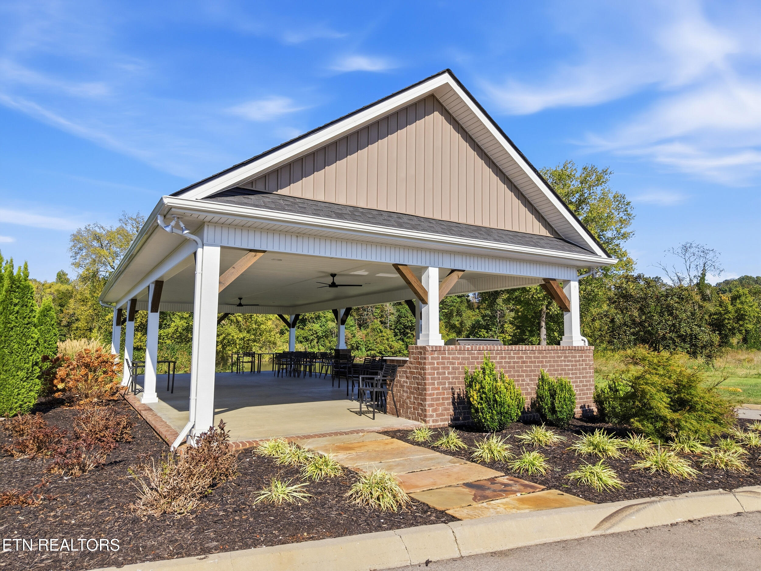 2014 Farm Boulevard Sevierville TN 37876