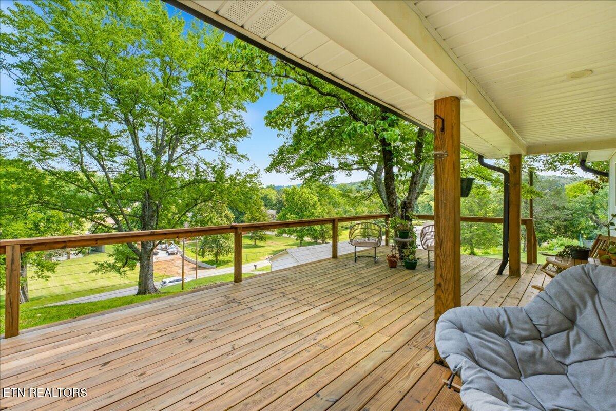 9107 Happy Lane Oak Ridge TN 37830