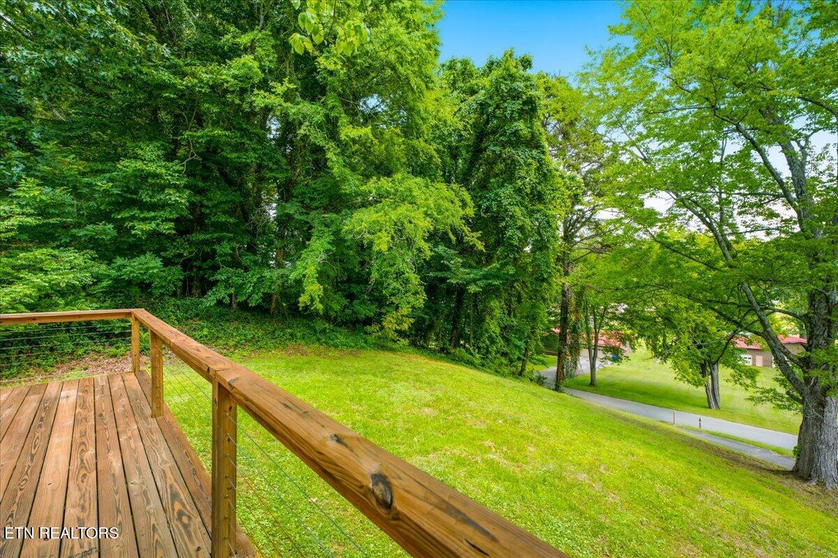 9107 Happy Lane Oak Ridge TN 37830