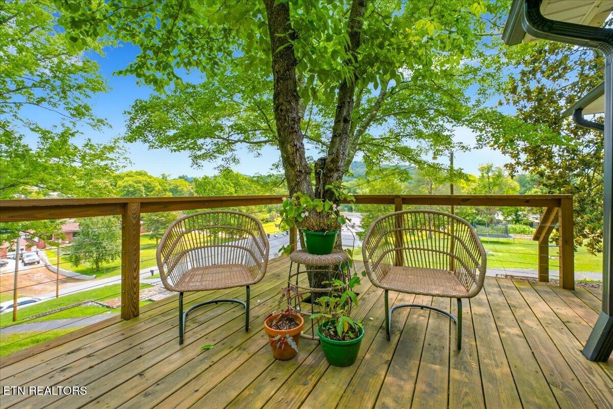 9107 Happy Lane Oak Ridge TN 37830