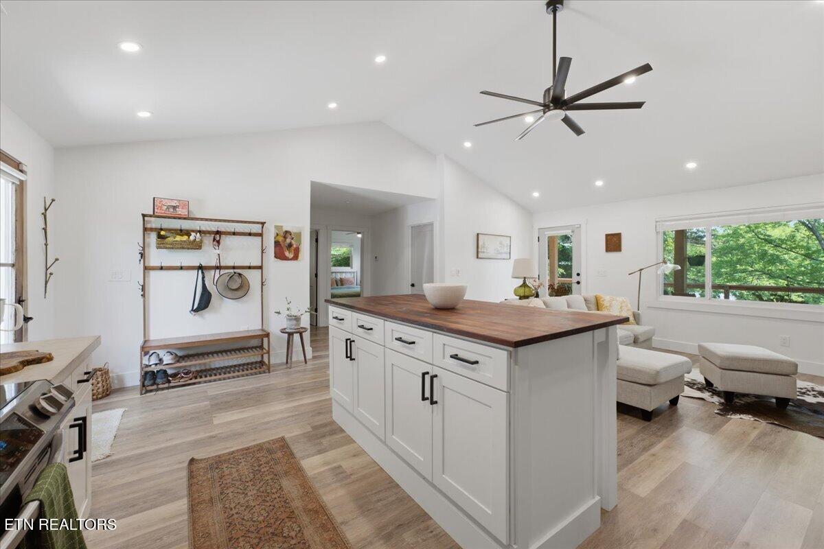 9107 Happy Lane Oak Ridge TN 37830