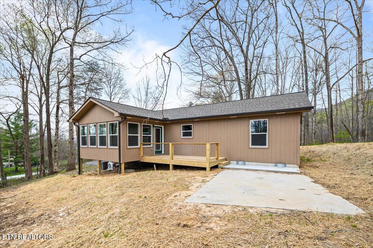 280 Tionesta Drive Jacksboro TN 37757