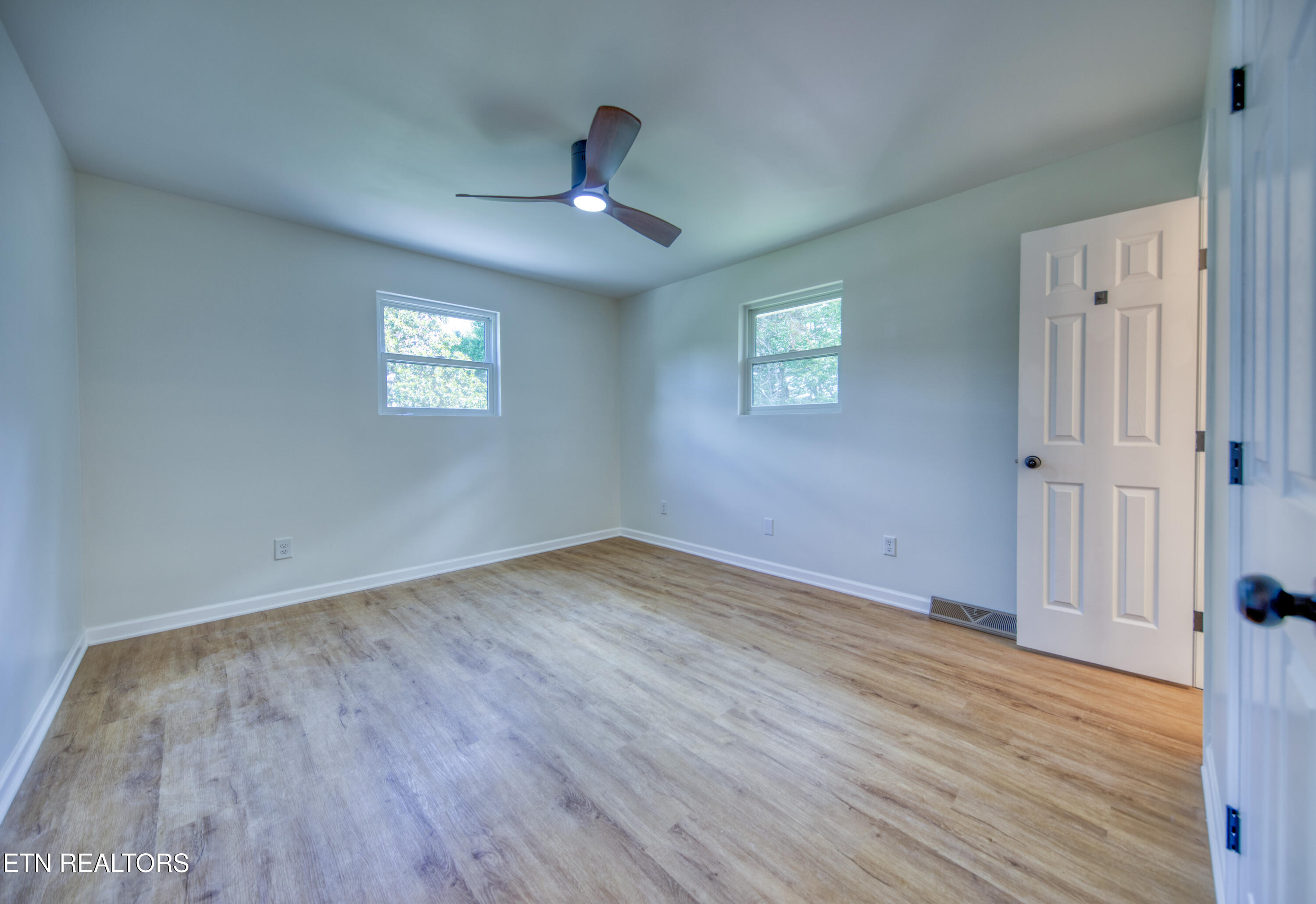 276 Sherwood Road Powell TN 37849