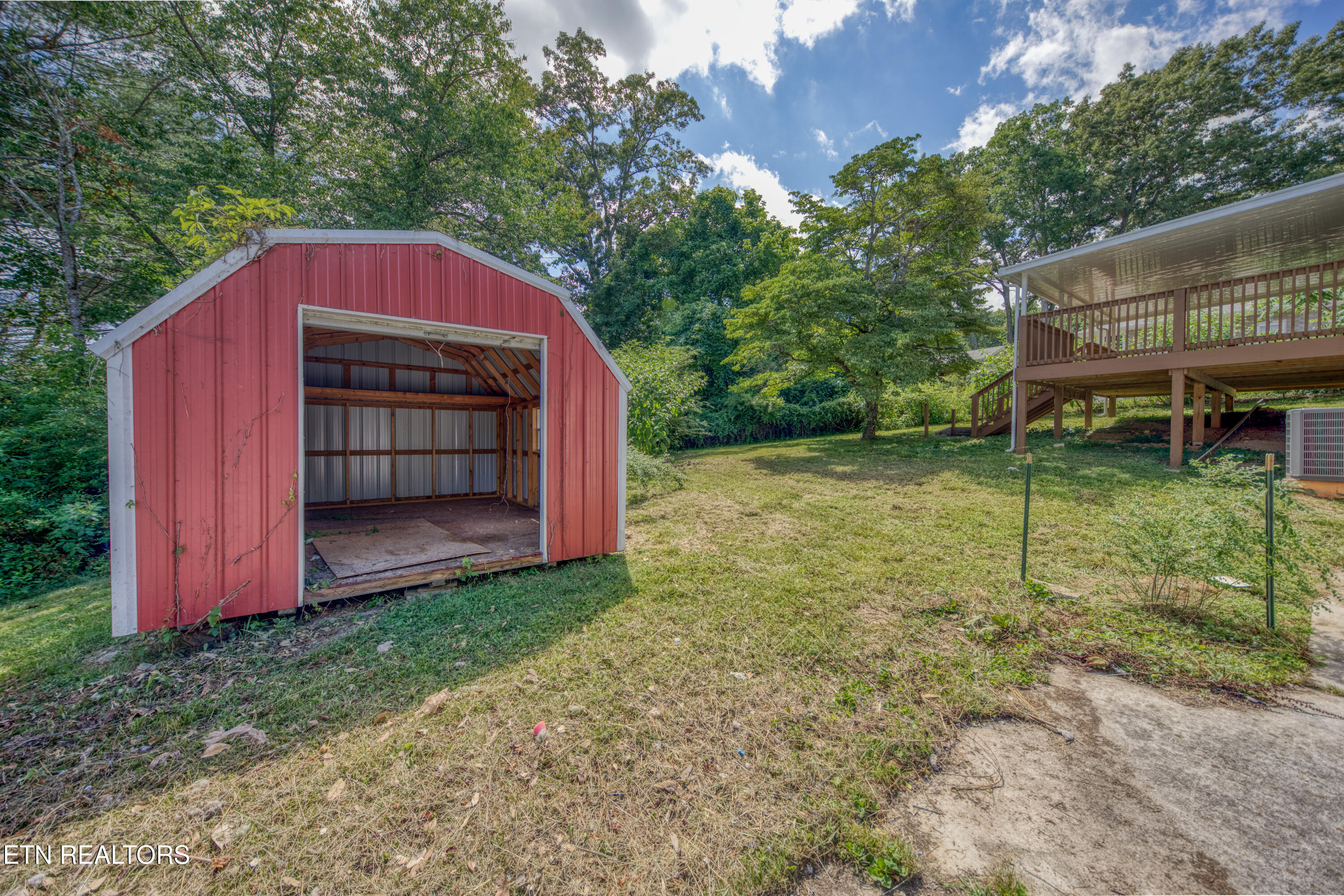 276 Sherwood Road Powell TN 37849