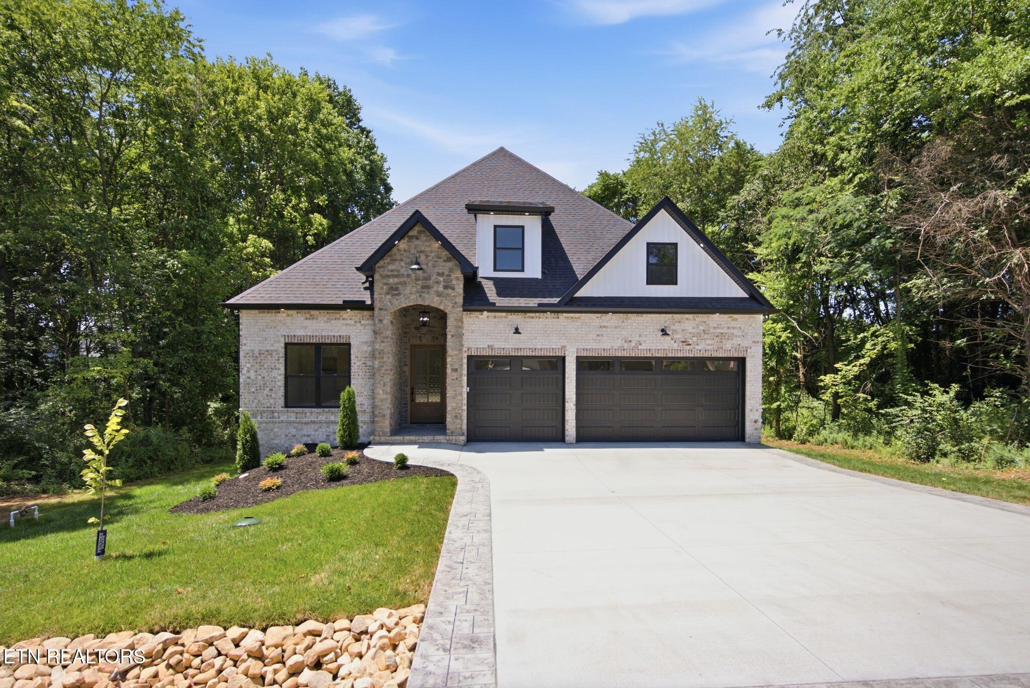 159 Tsuhdatsi Way Loudon TN 37774