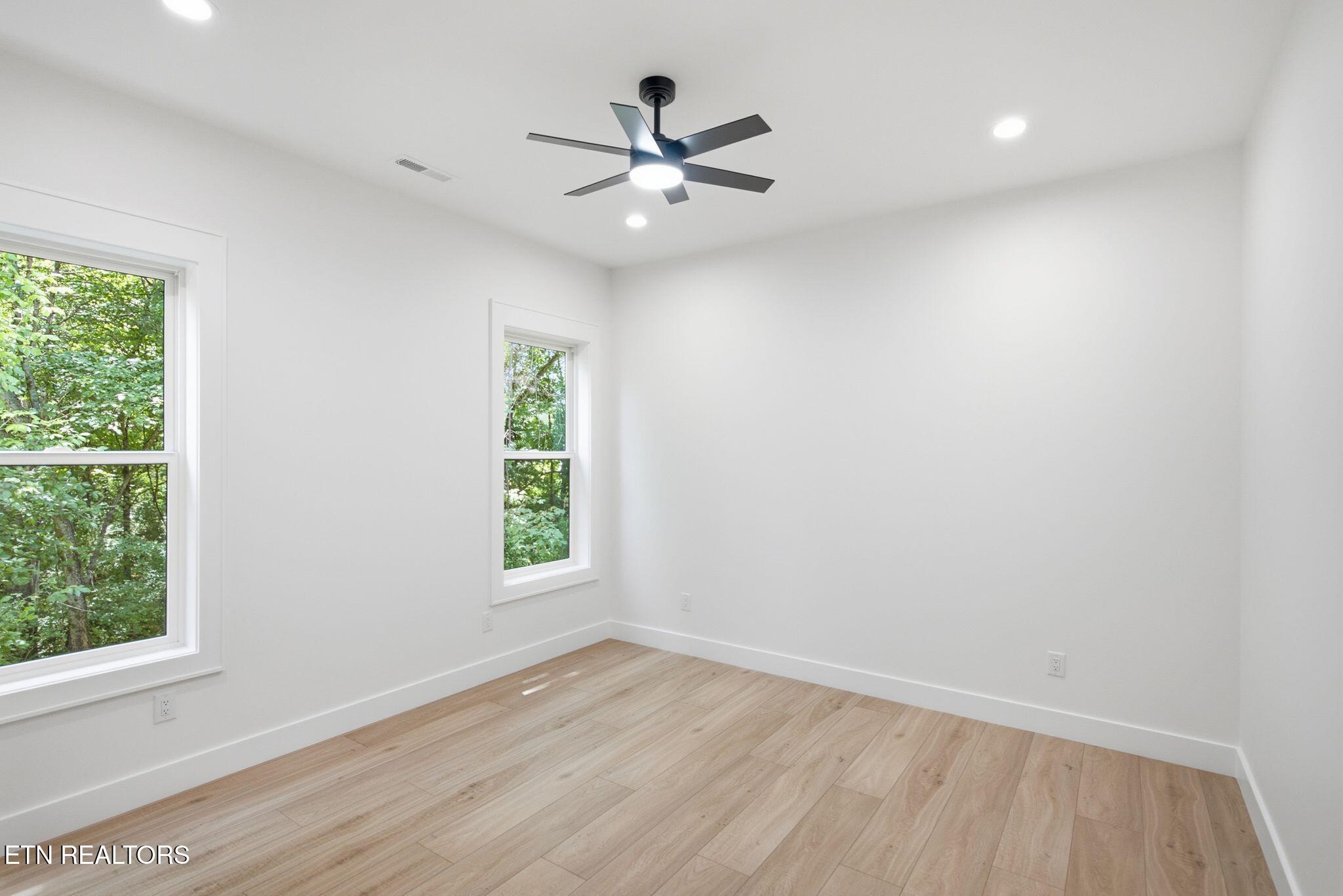 159 Tsuhdatsi Way Loudon TN 37774