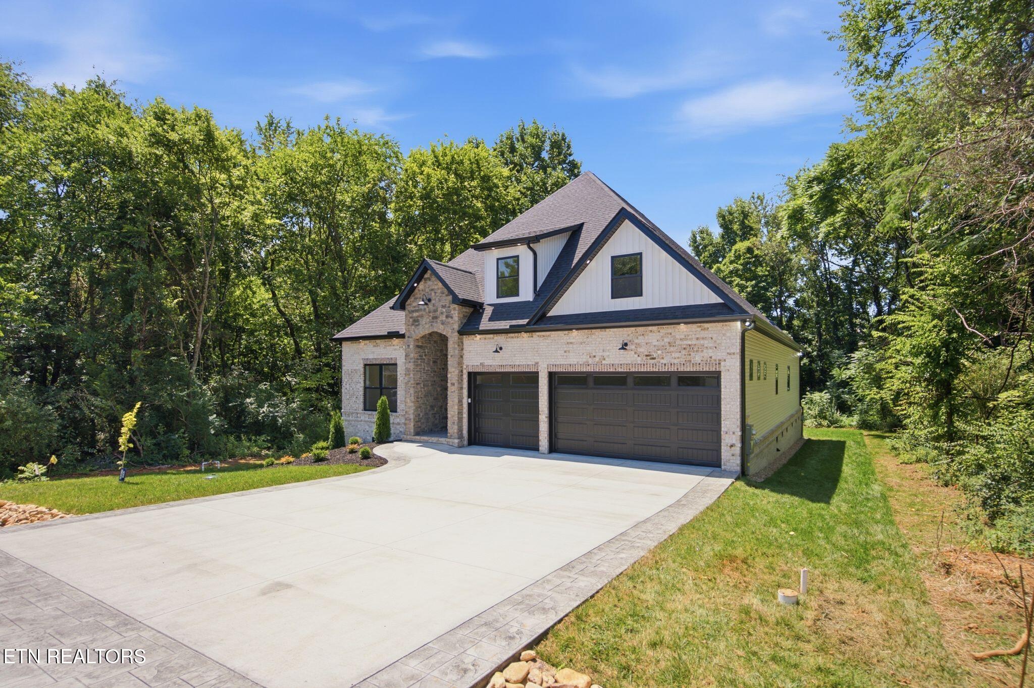 159 Tsuhdatsi Way Loudon TN 37774