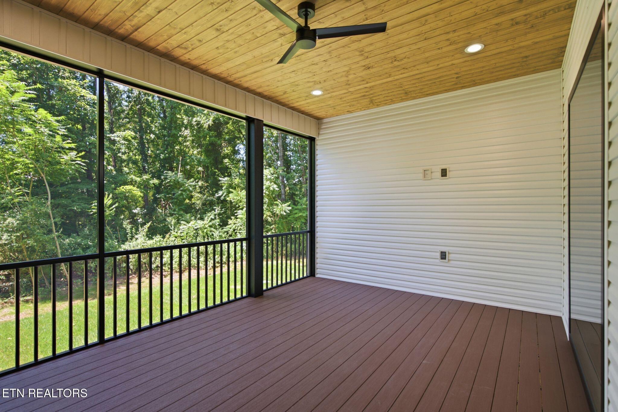 159 Tsuhdatsi Way Loudon TN 37774