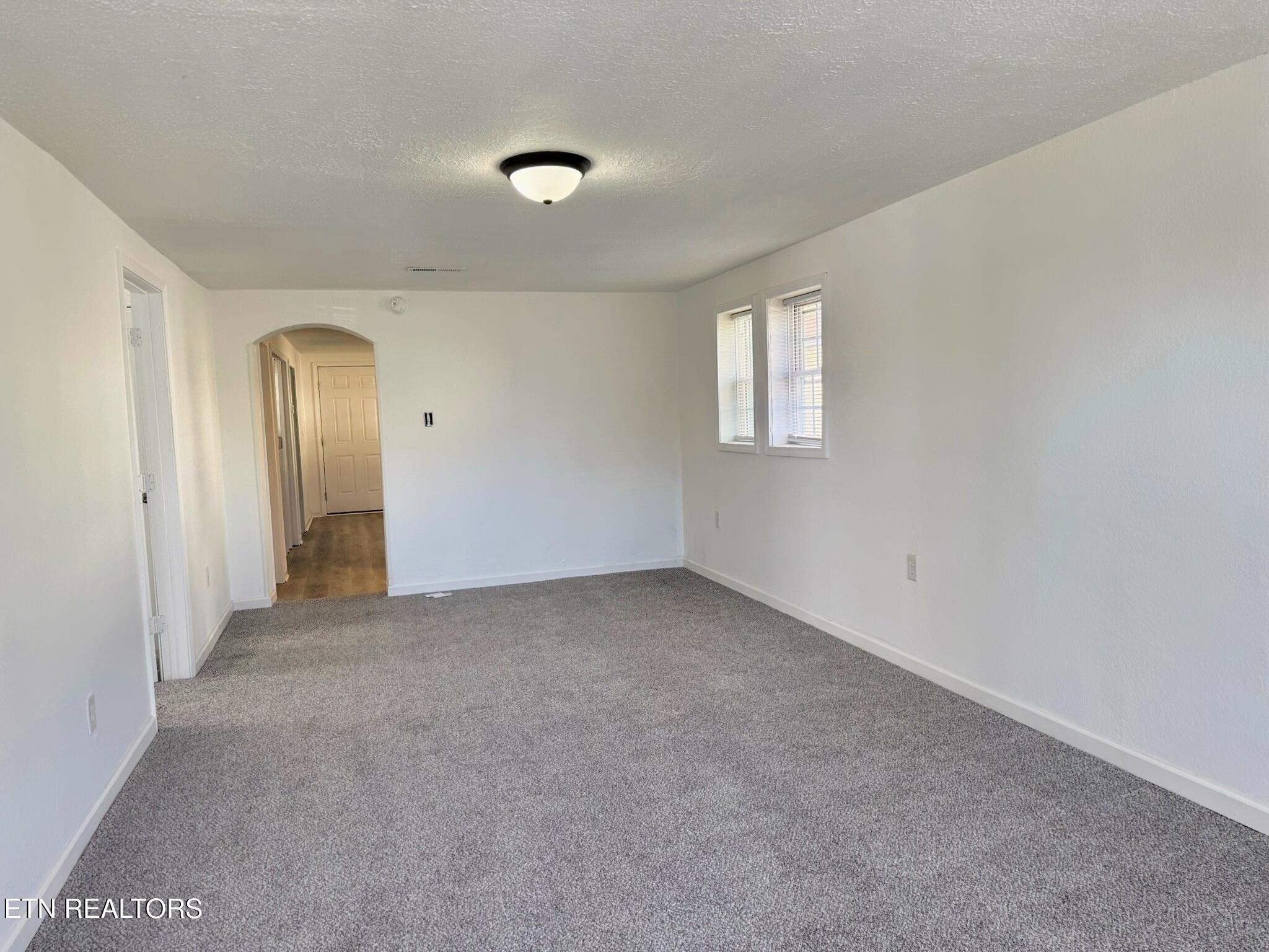 509 E Hemlock Street Lafollette TN 37766