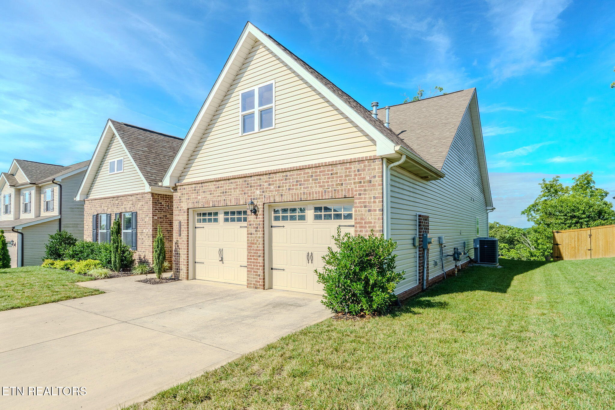 284 Aspen Drive Lenoir City TN 37771