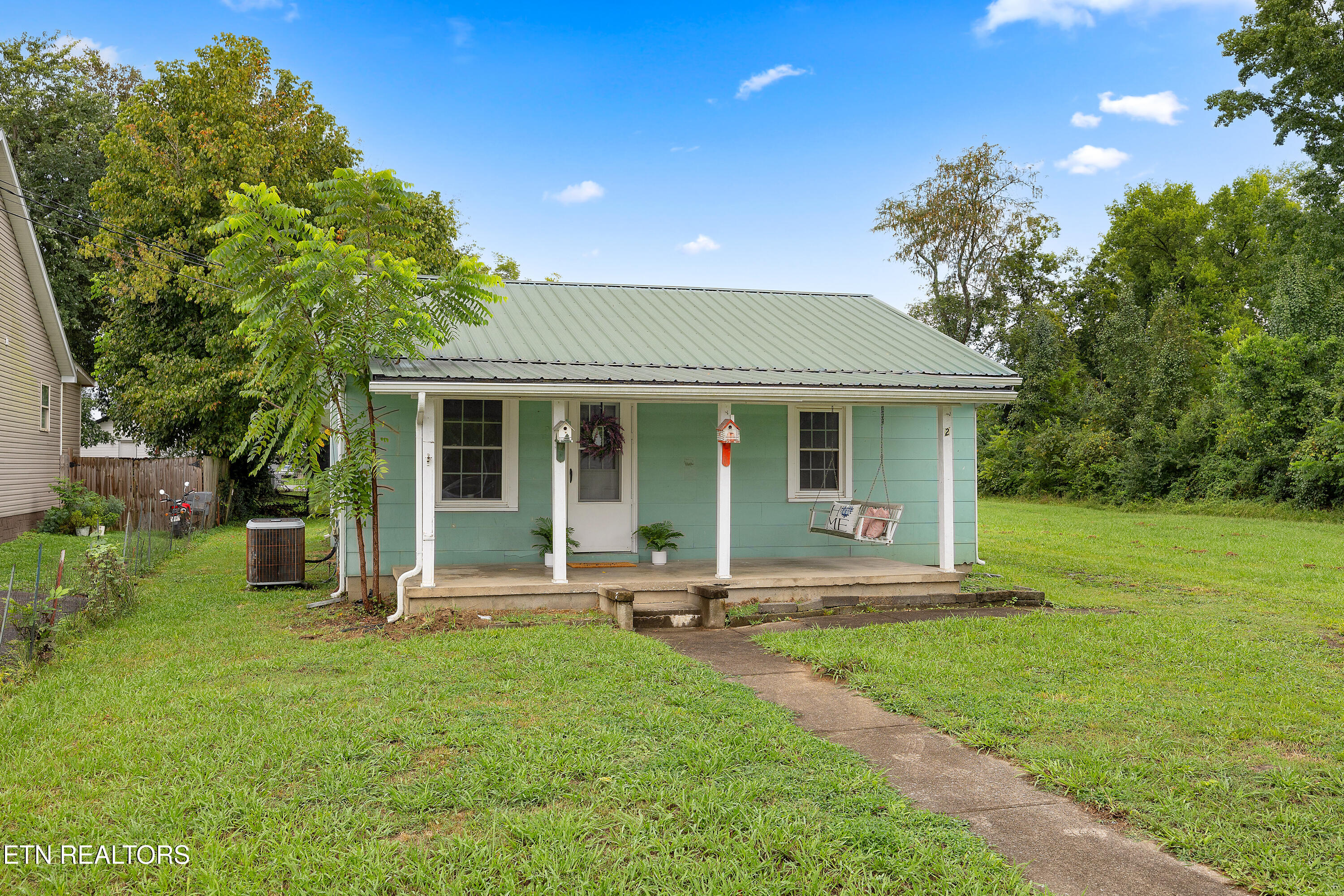 211 Henderson Avenue Sevierville TN 37862