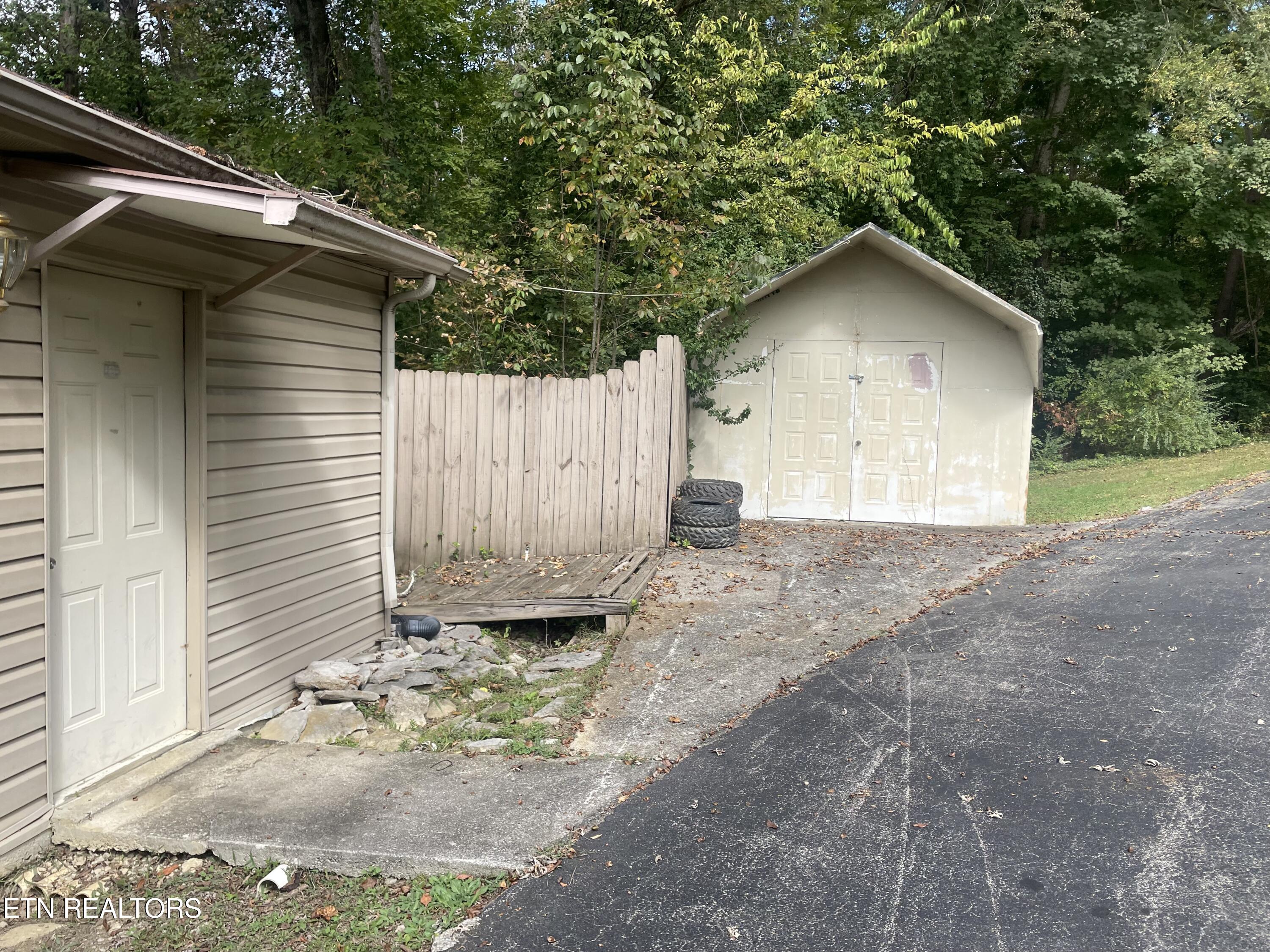 1509 &1503 Tipton Station Road Knoxville TN 37920