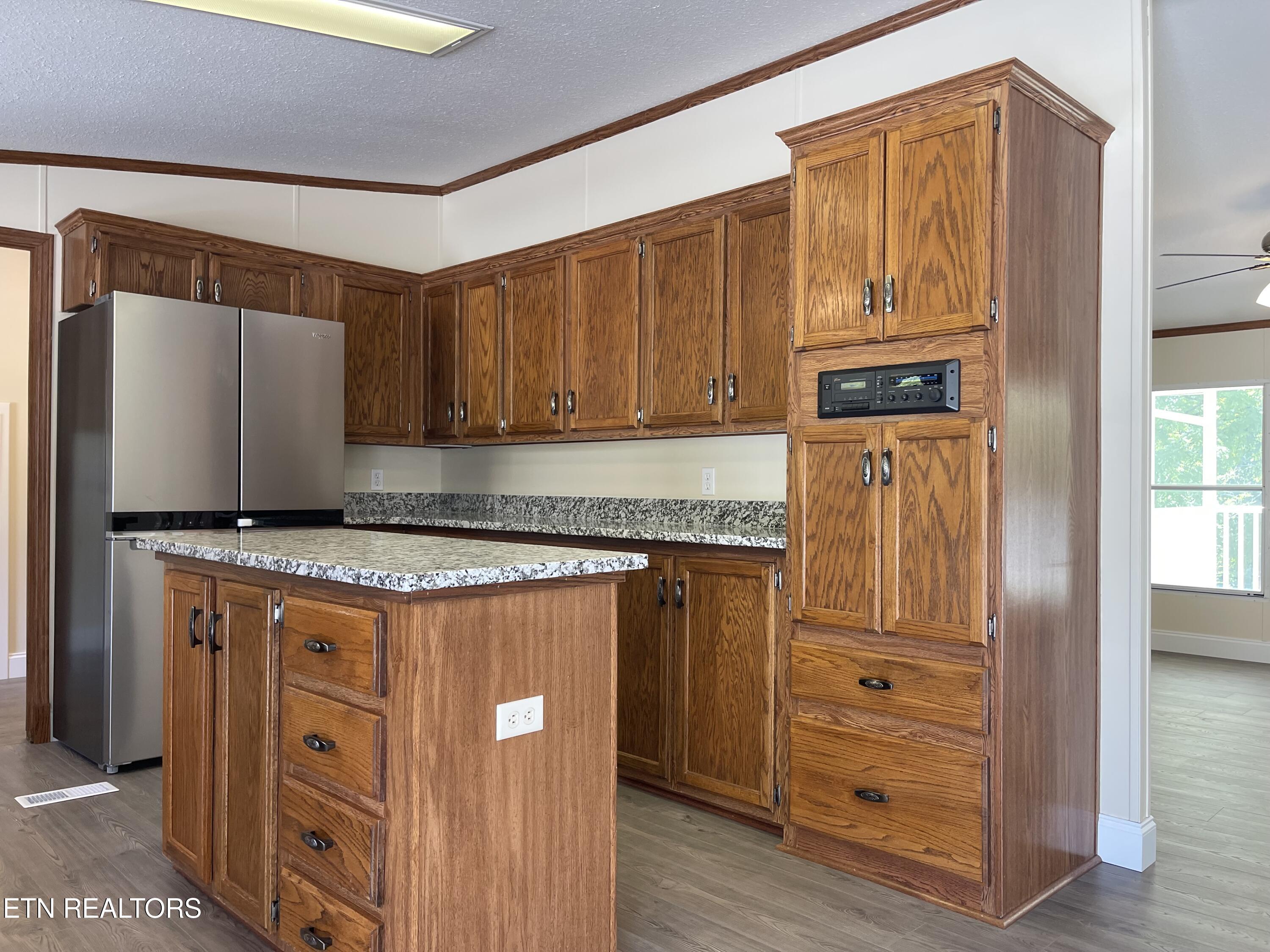 258 Old Tacora Hills Road Clinton TN 37716