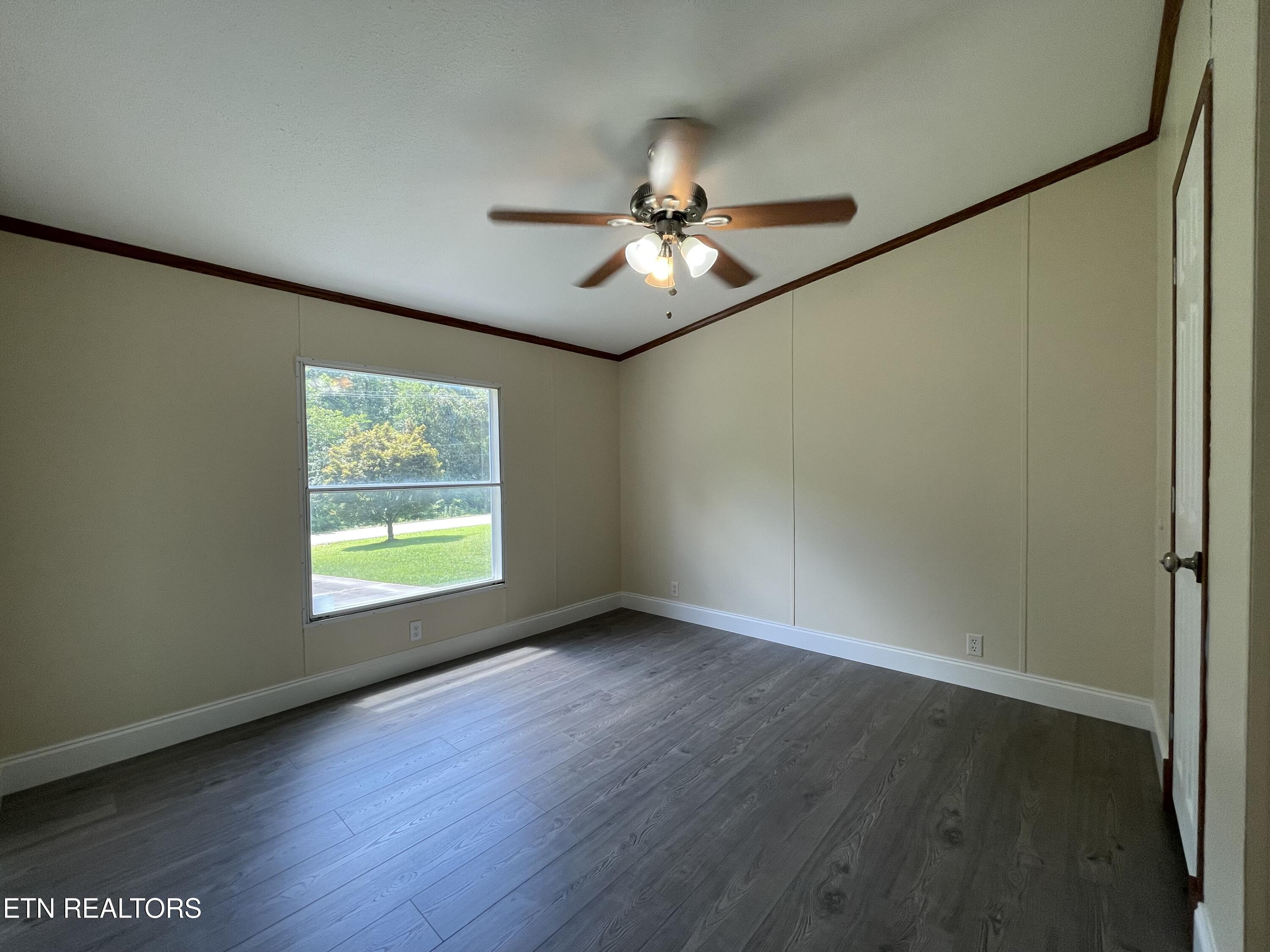 258 Old Tacora Hills Road Clinton TN 37716