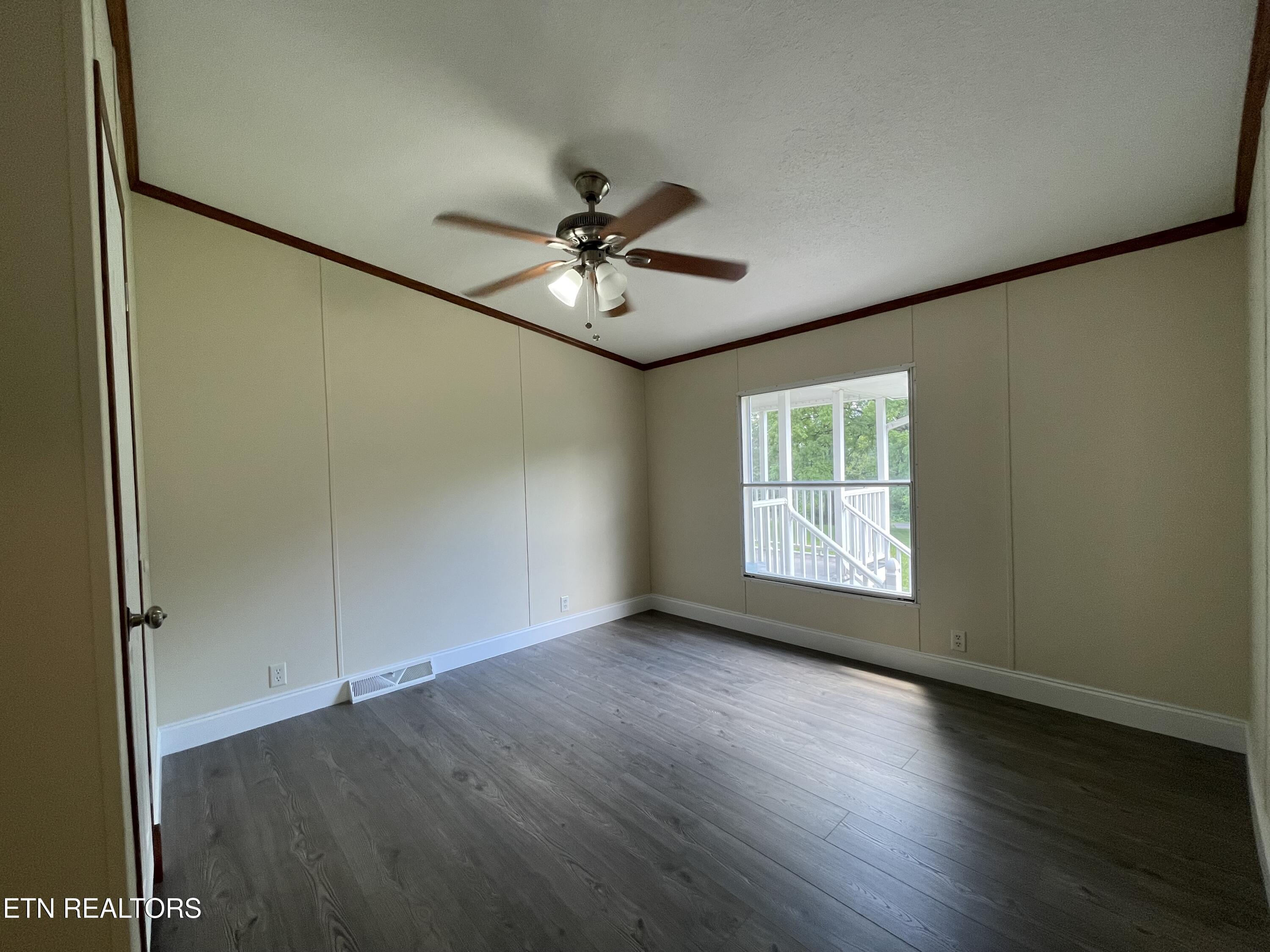 258 Old Tacora Hills Road Clinton TN 37716