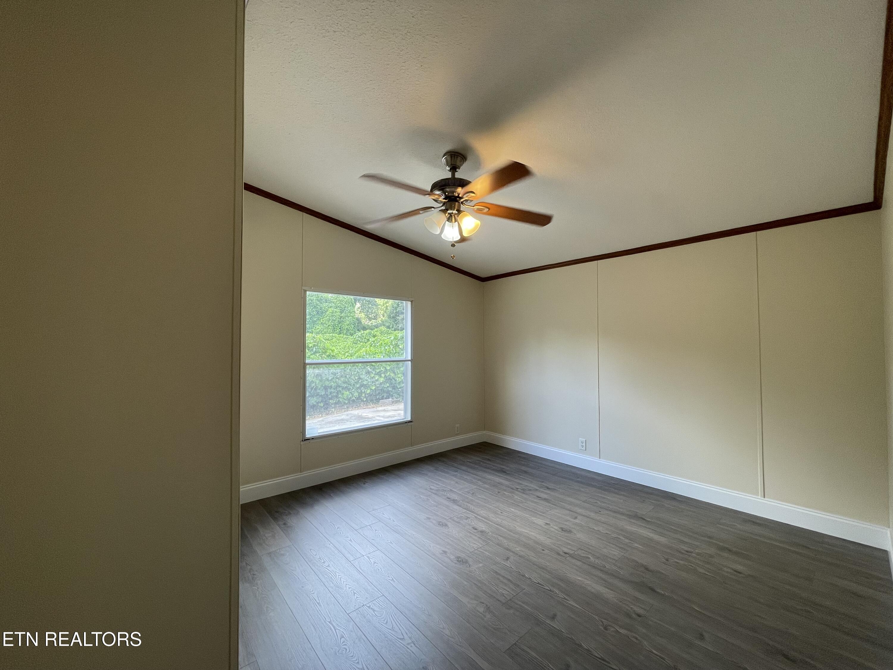 258 Old Tacora Hills Road Clinton TN 37716