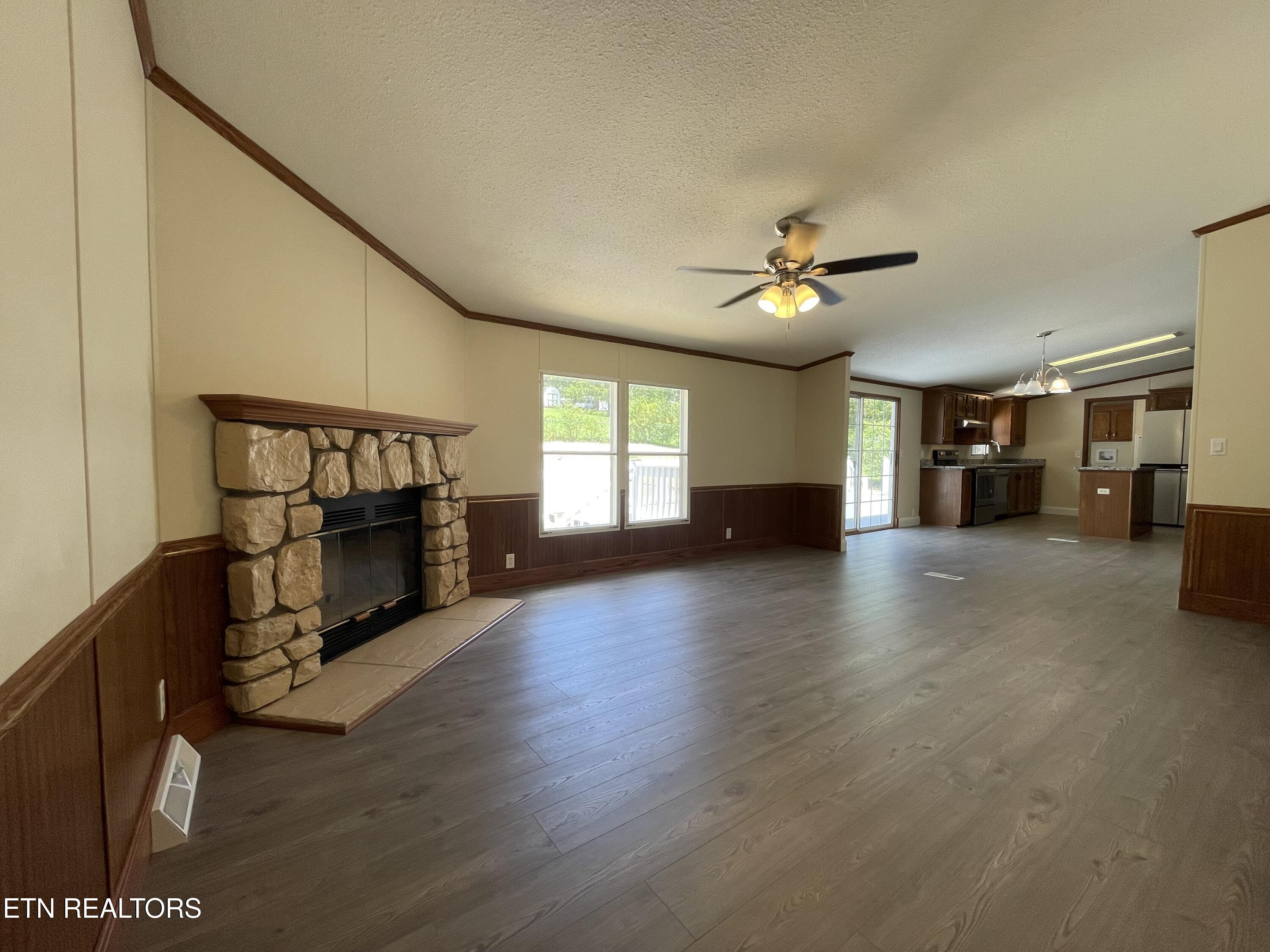 258 Old Tacora Hills Road Clinton TN 37716