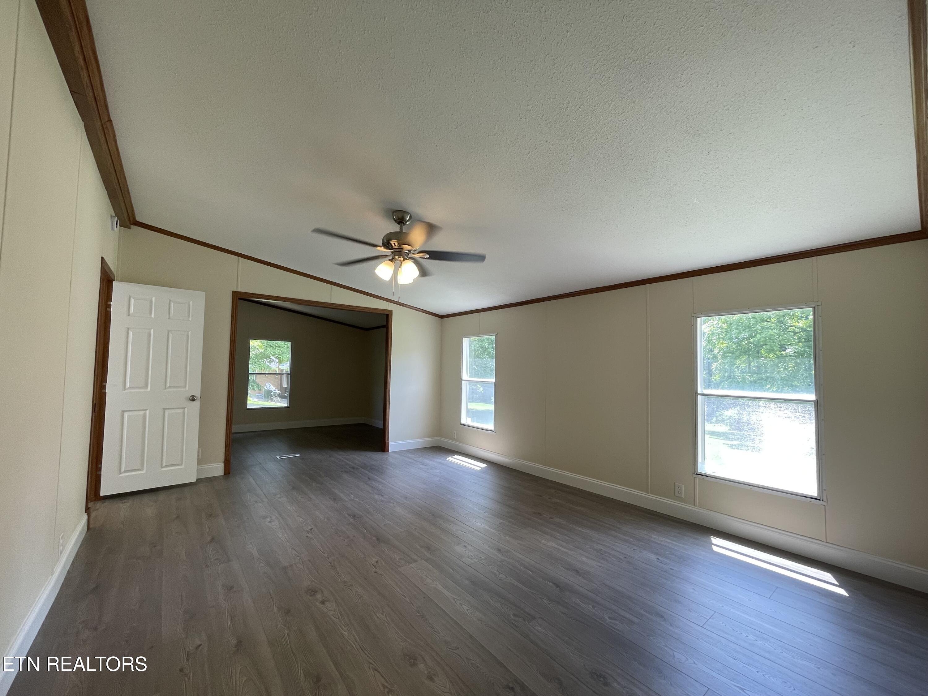 258 Old Tacora Hills Road Clinton TN 37716