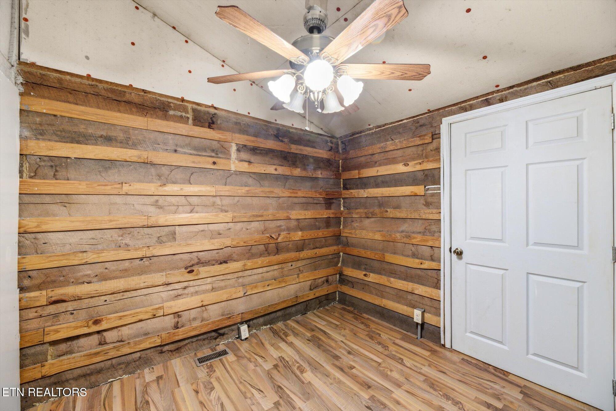 221 County Road 288 Niota TN 37826