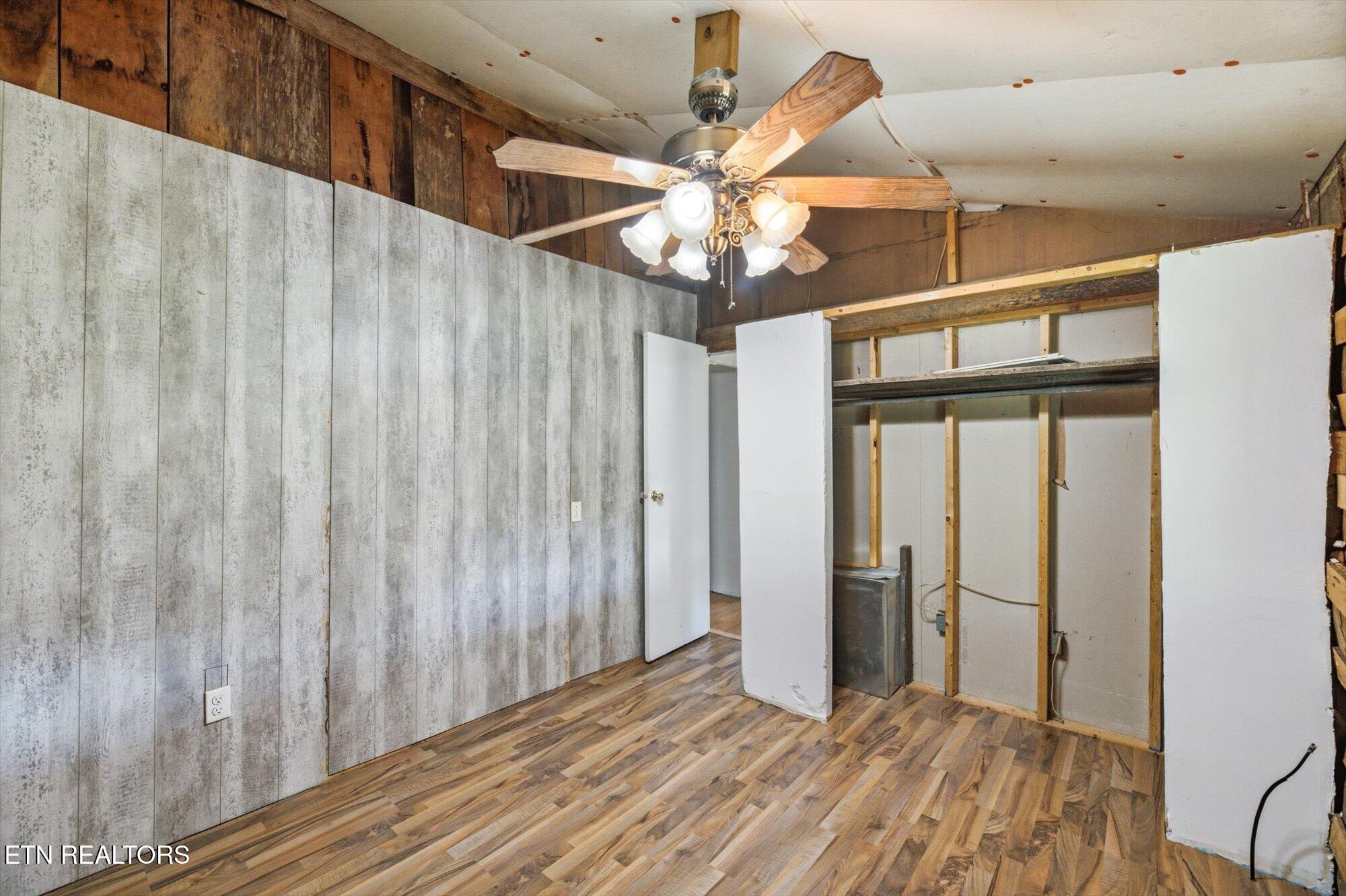 221 County Road 288 Niota TN 37826