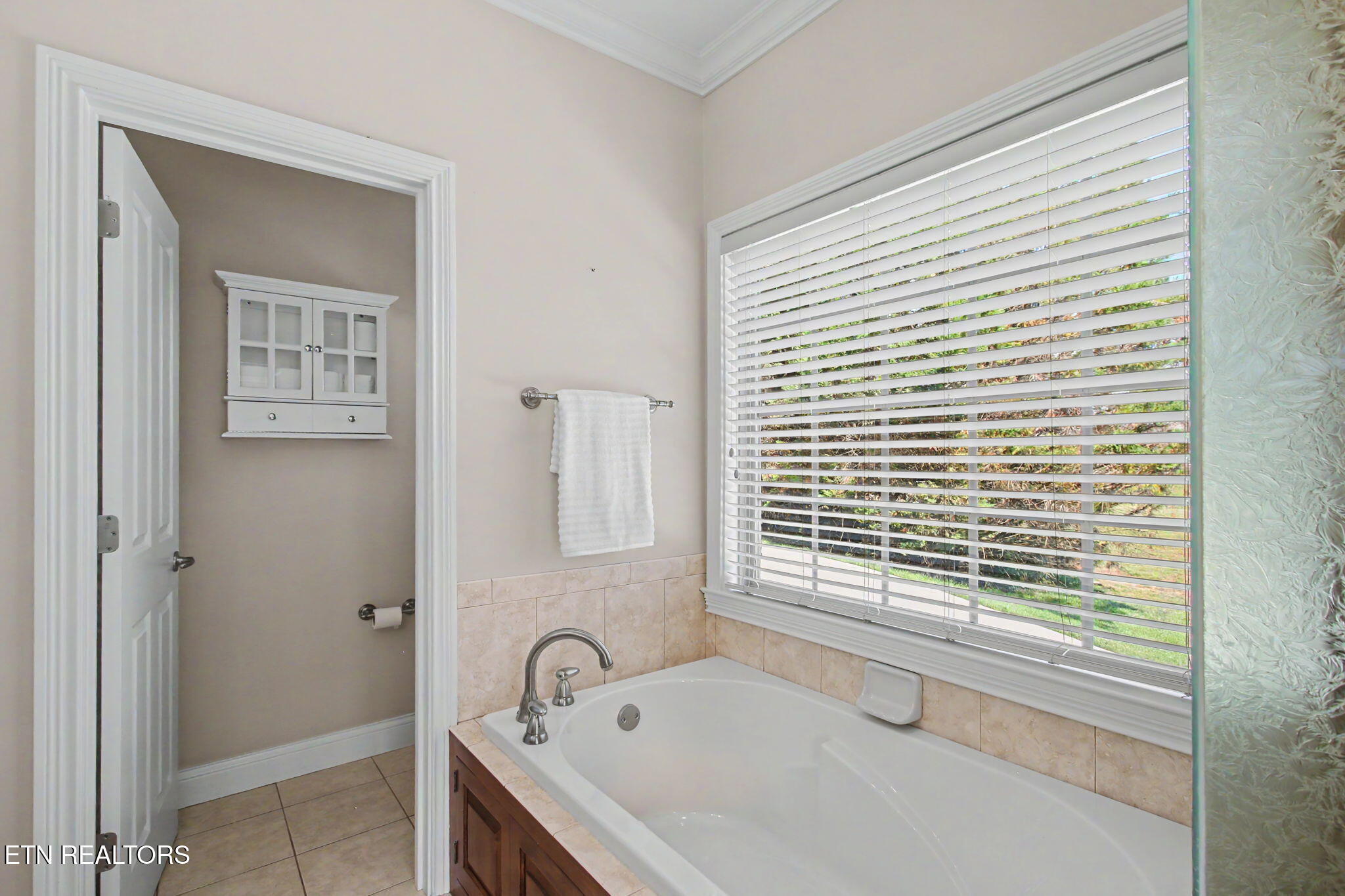140 Big Oak Drive Dandridge TN 37725