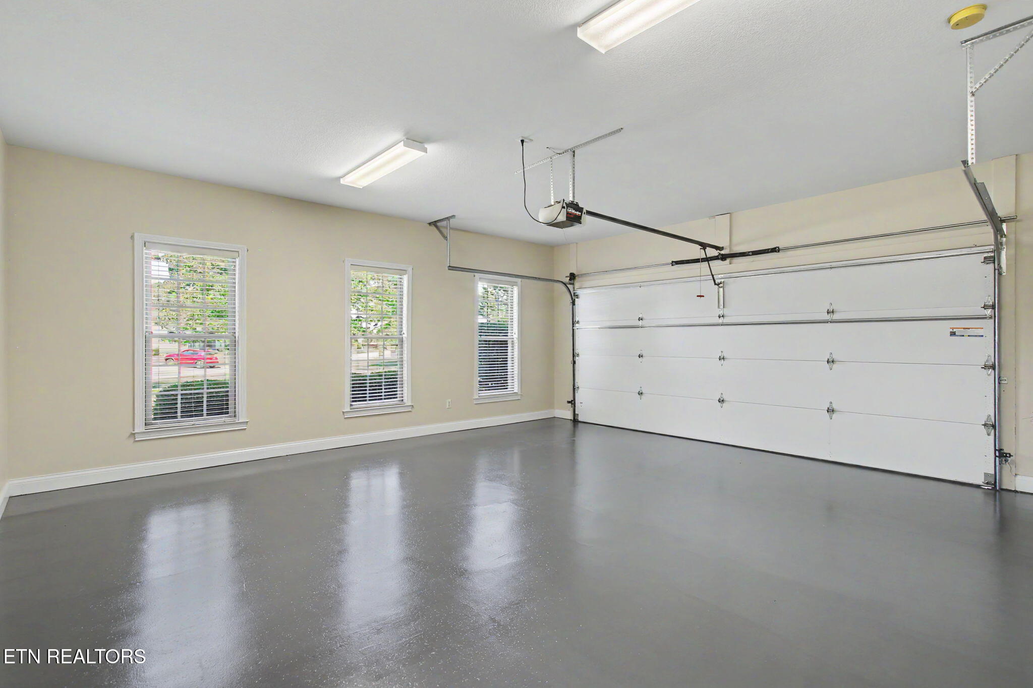 140 Big Oak Drive Dandridge TN 37725