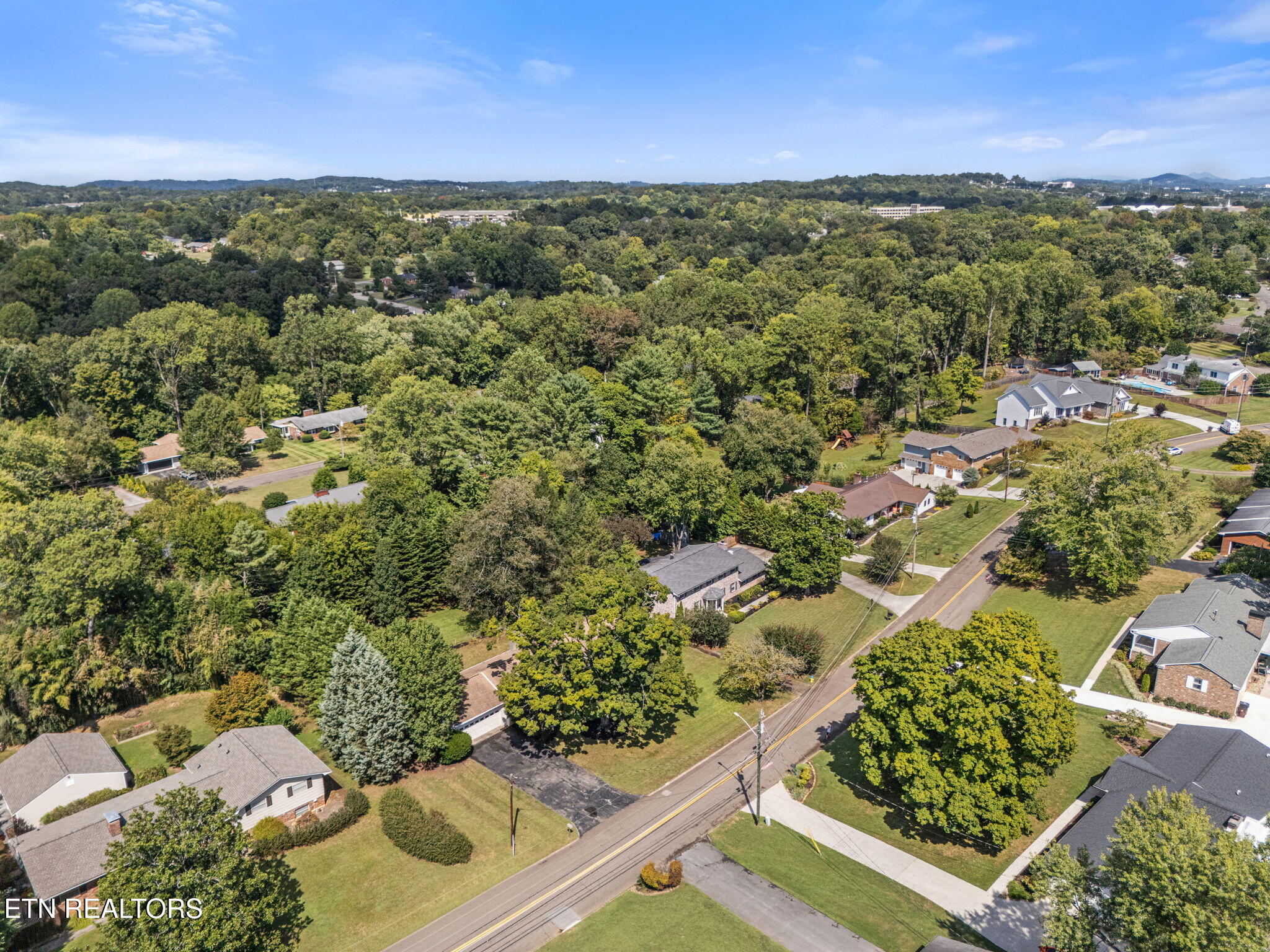 8121 Bennington Drive Knoxville TN 37909