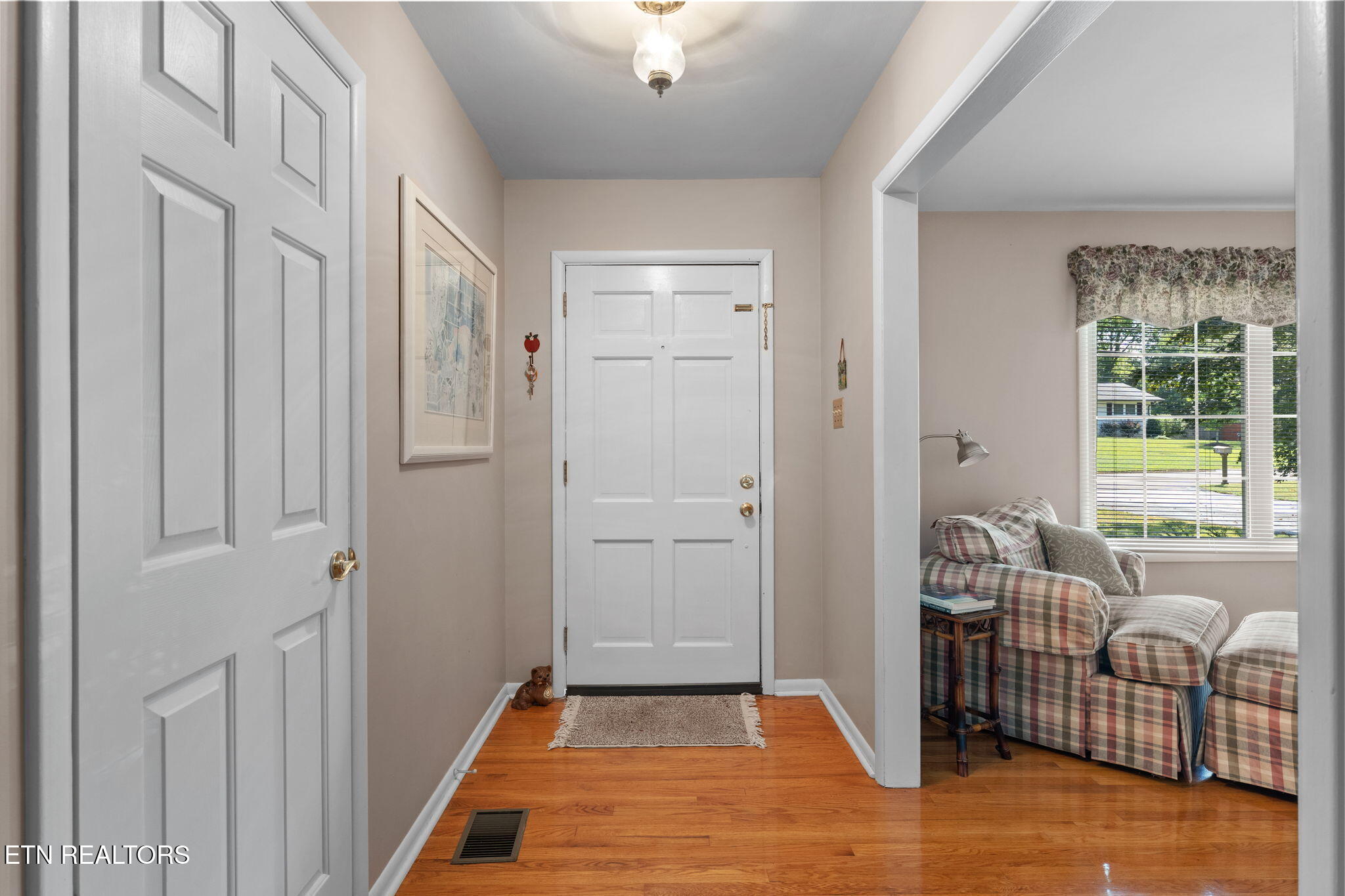 8121 Bennington Drive Knoxville TN 37909
