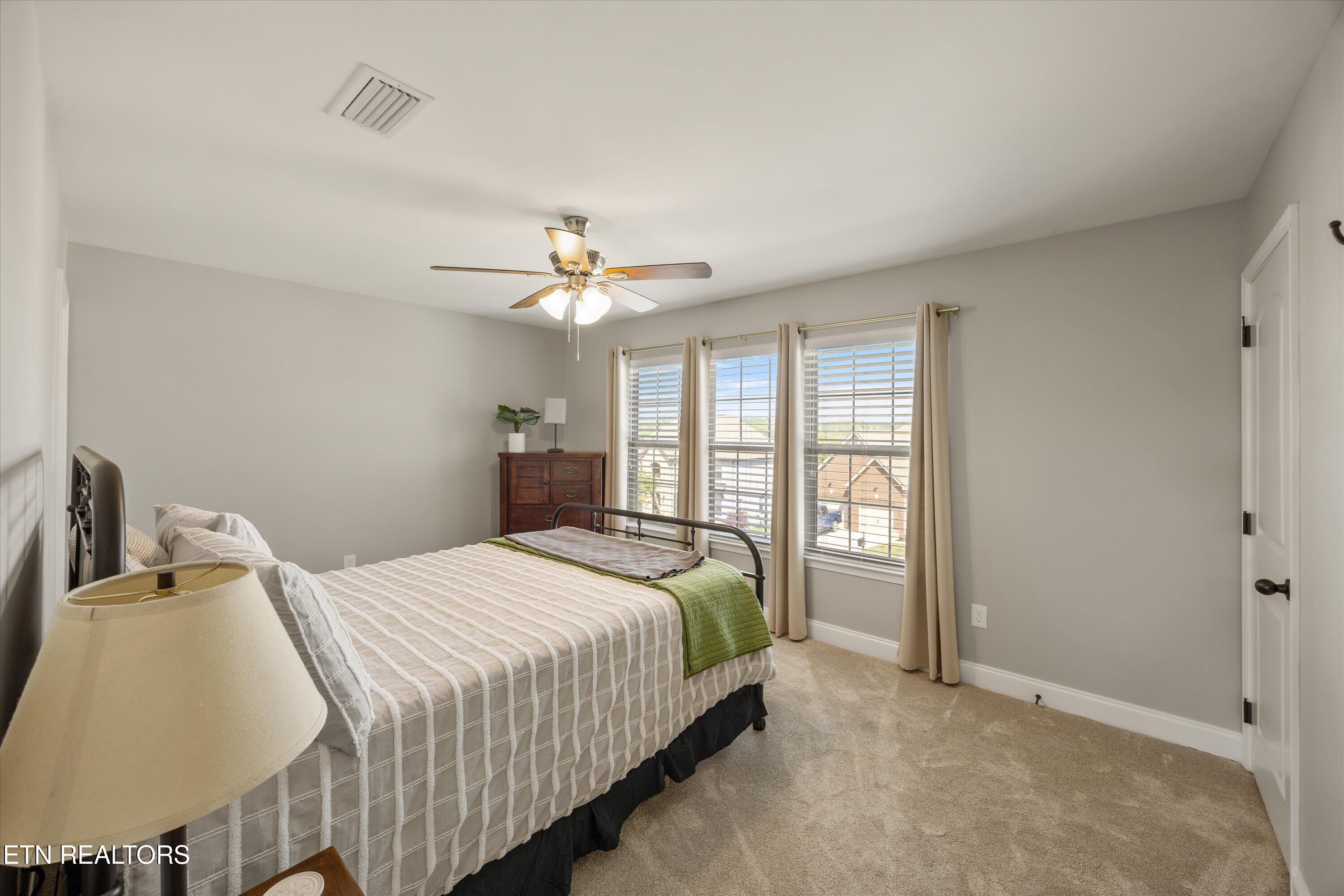 11010 Hunters Knoll Lane Knoxville TN 37932