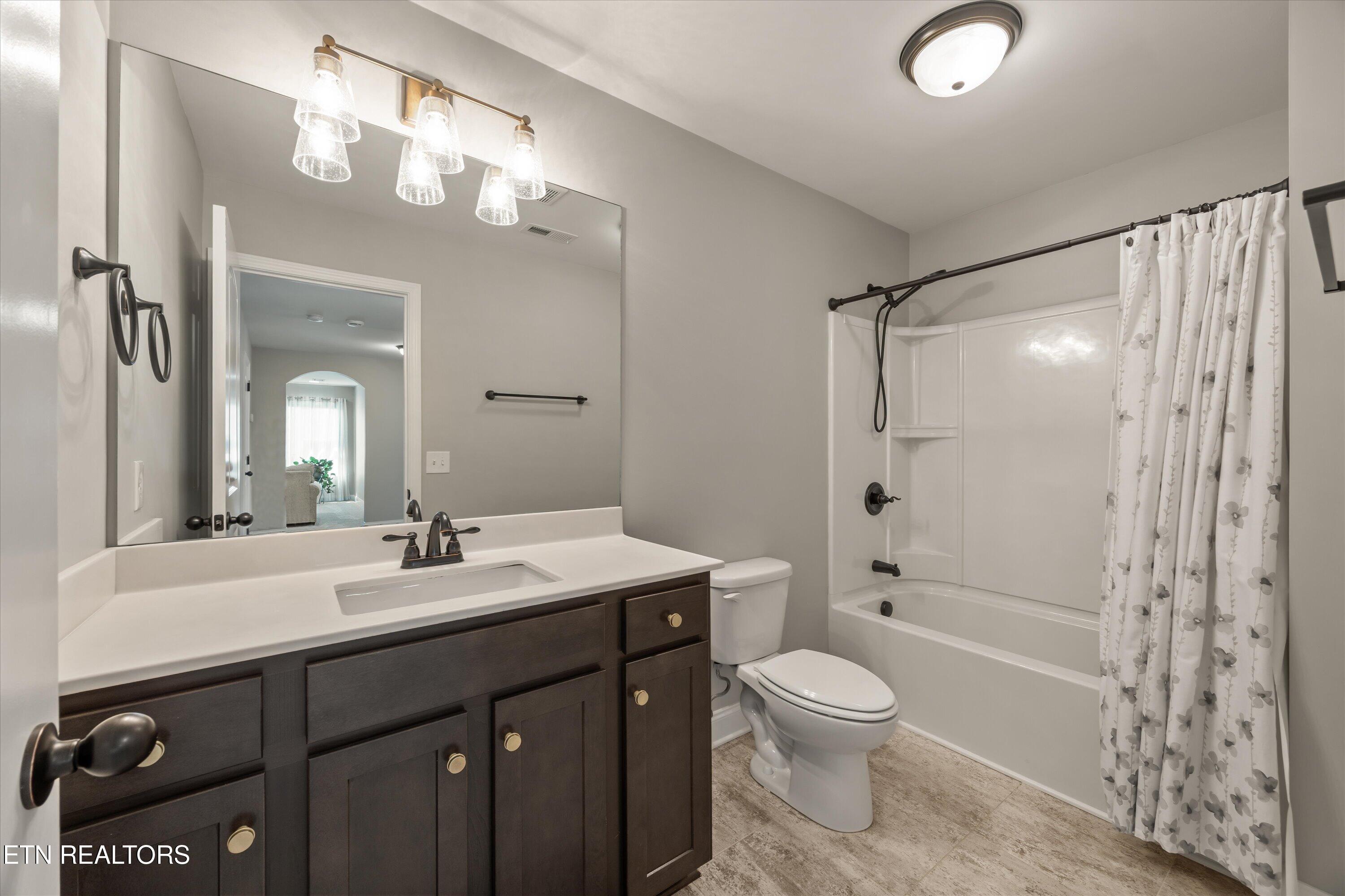 11010 Hunters Knoll Lane Knoxville TN 37932